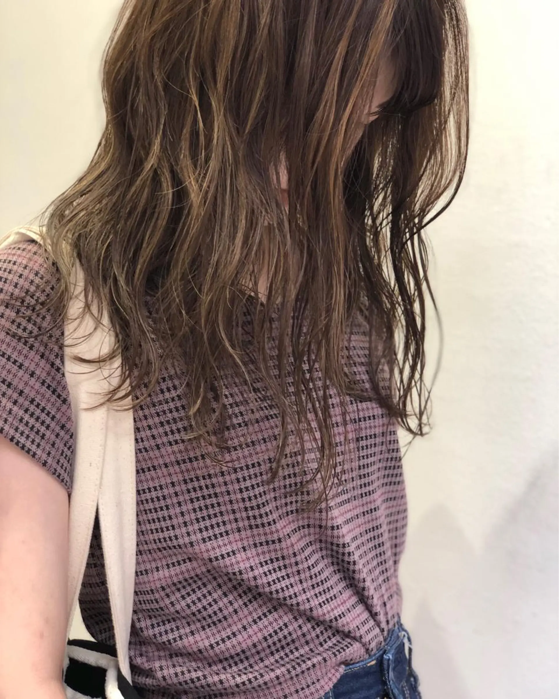 ミディアム カラー 透明感カラー ハイライトカラー ハイライト ヘアカラー トリートメント Tao所属・藤川 大智のヘアスタイル