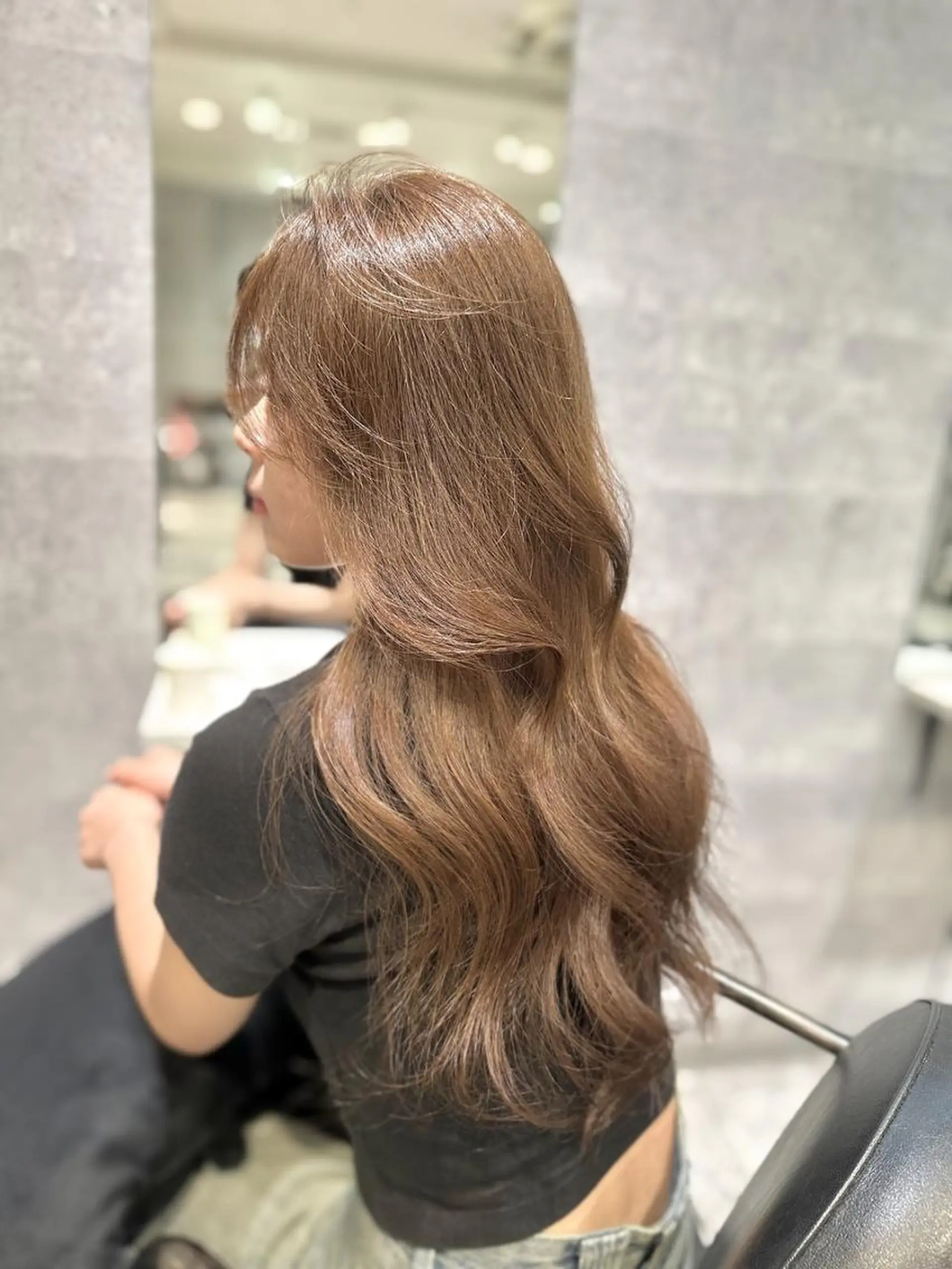 ロング カラー ヘアアレンジ カット ヘアカラー トリートメント _WHITE 難波本店のヘアスタイル