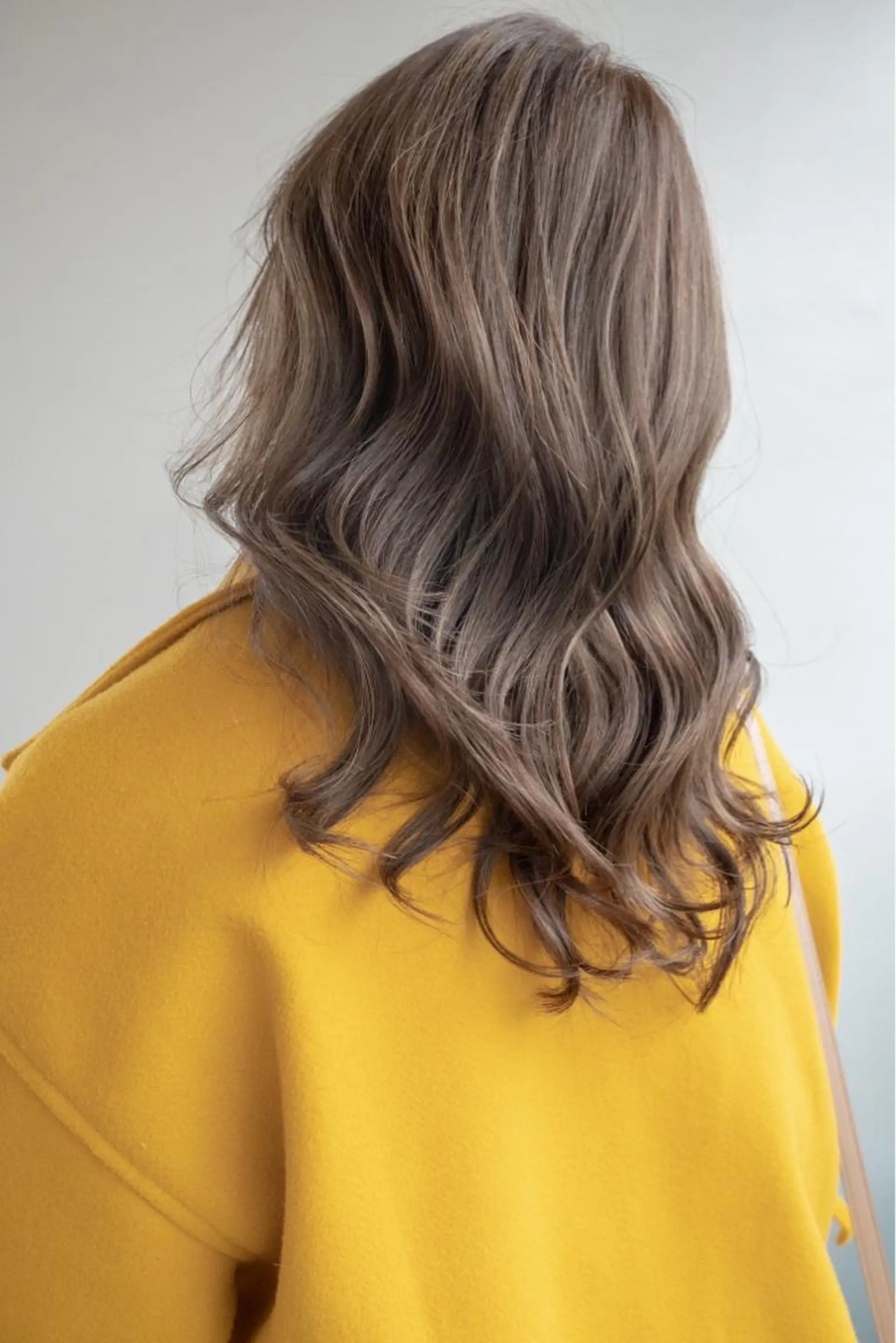 ロング カラー ショート/レイヤー なら石井知希のヘアスタイル