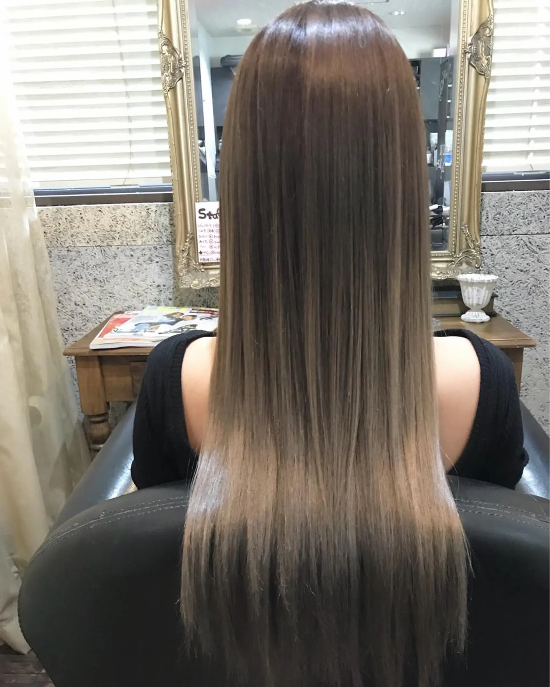 ロング カラー Tsuyoki .のヘアスタイル