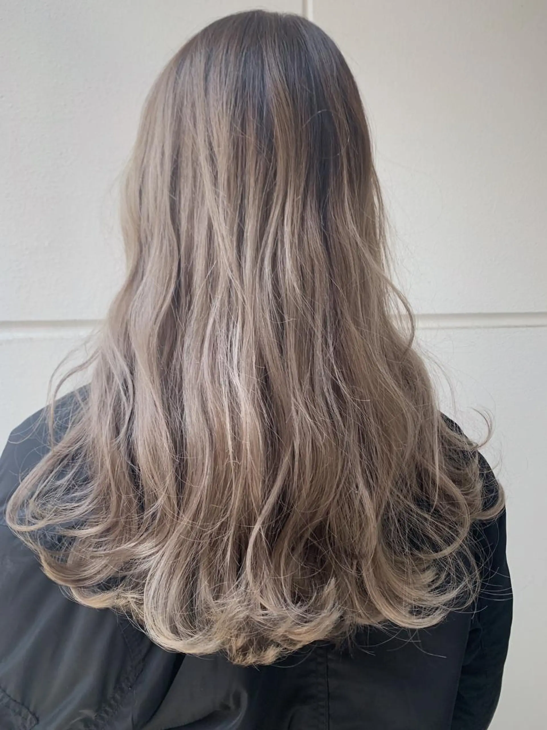 ロング カラー ヘアアレンジ バレイヤージュ レイヤーカット ヘアカラー トリートメント BANK'S hair所属・💐ケラチン 髪質改善寺坂雄飛💐のヘアスタイル