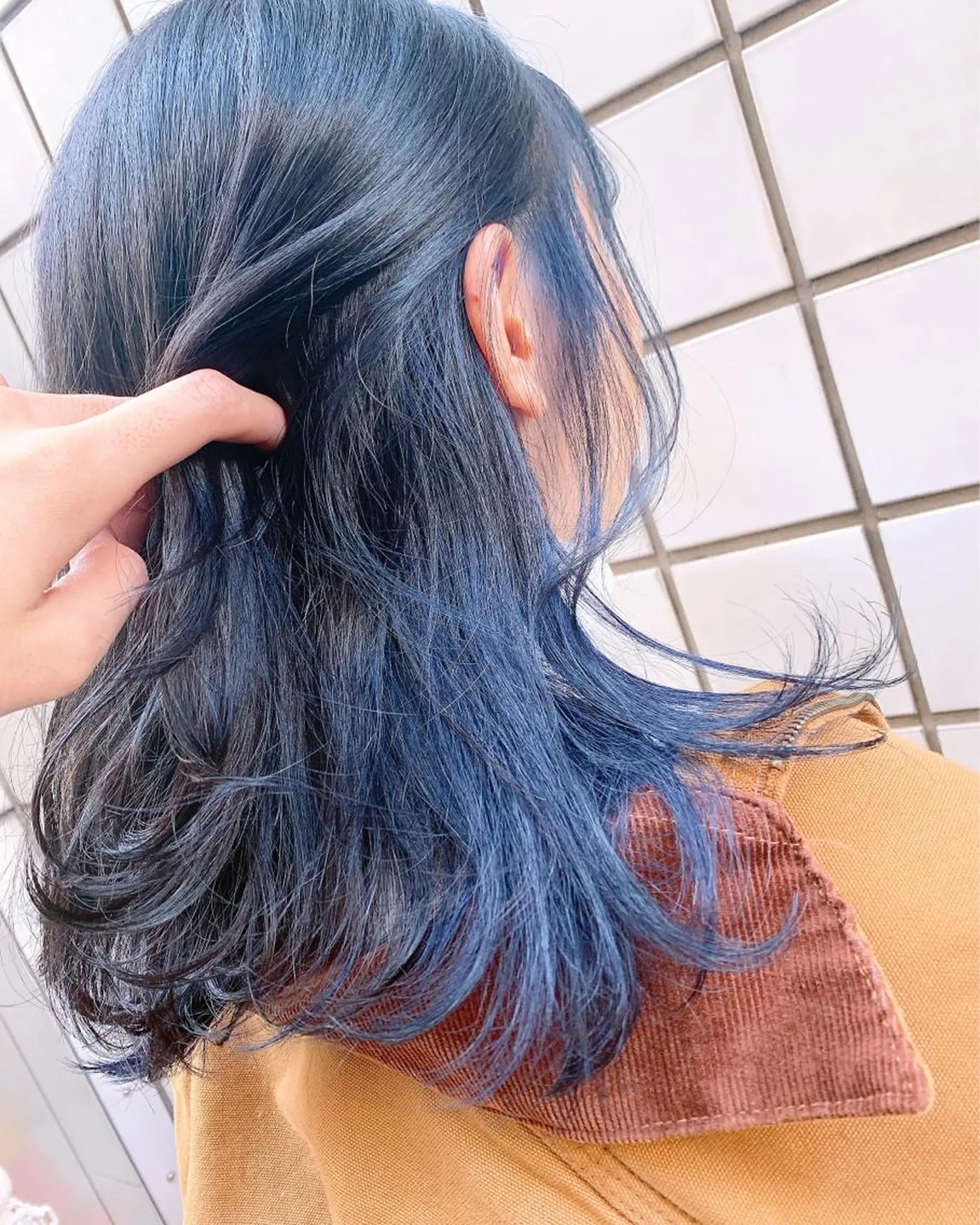 セミロング カラー ヘアカラー SALOWIN 札幌大通り店所属・🏆ウルフ/レイヤー 指名No.1山口圭佑のヘアスタイル