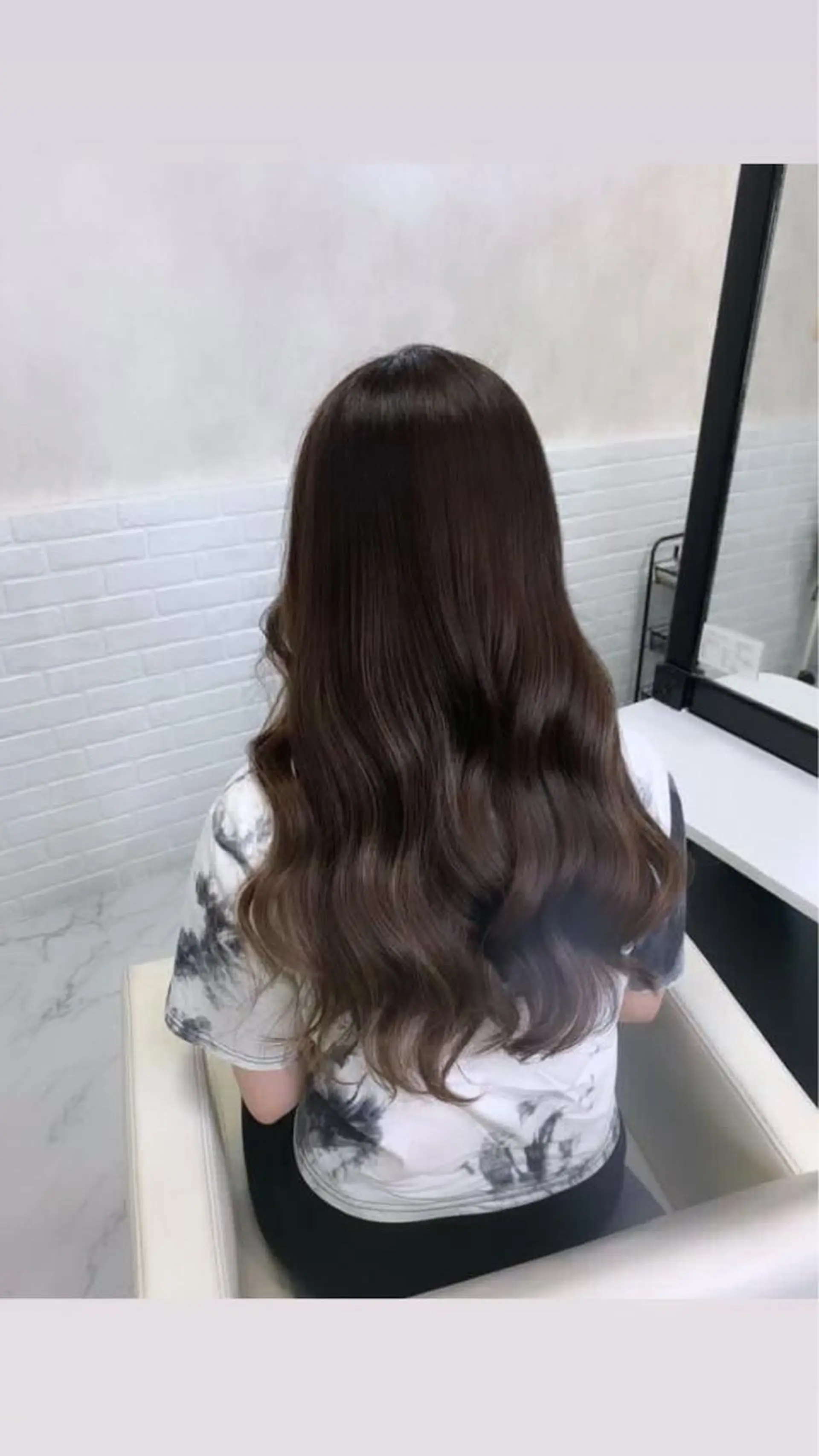 セミロング アンククロス渋谷店所属・Wistell 渋谷 ASUKAのヘアスタイル