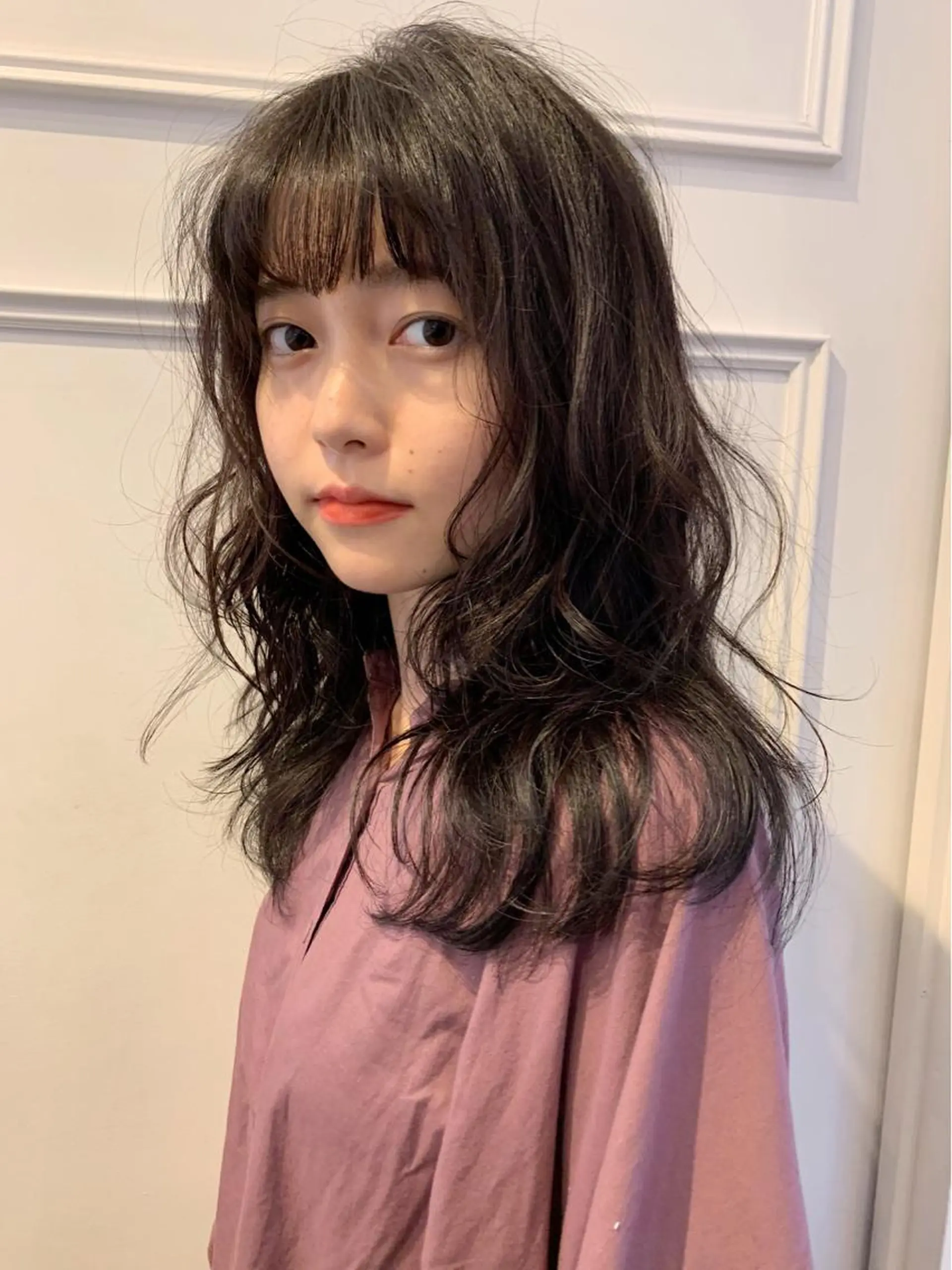 セミロング カラー 安藤 佑衣のヘアスタイル