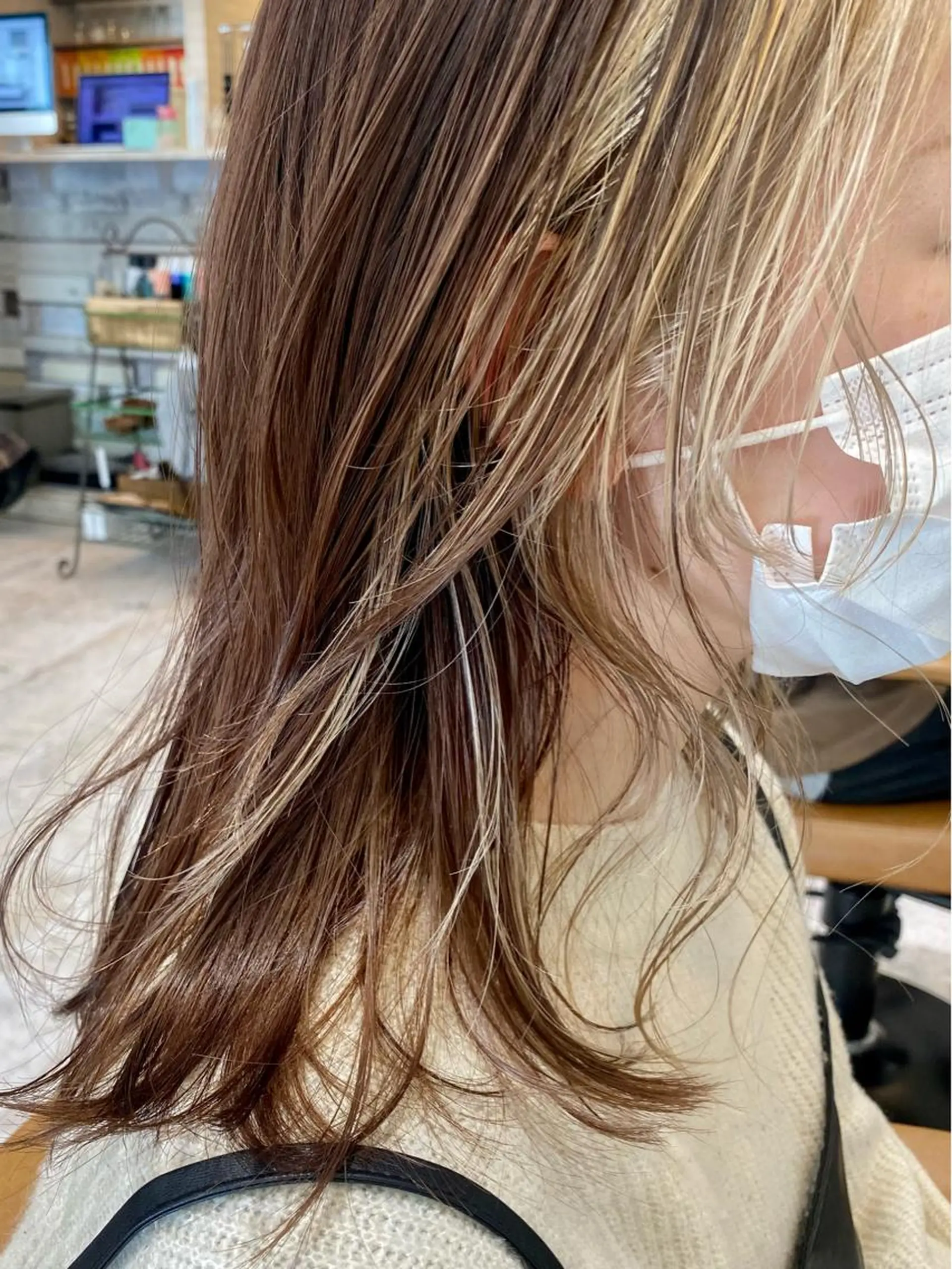 セミロング カラー ヘアカラー freelance lab所属・iizuka akiのヘアスタイル