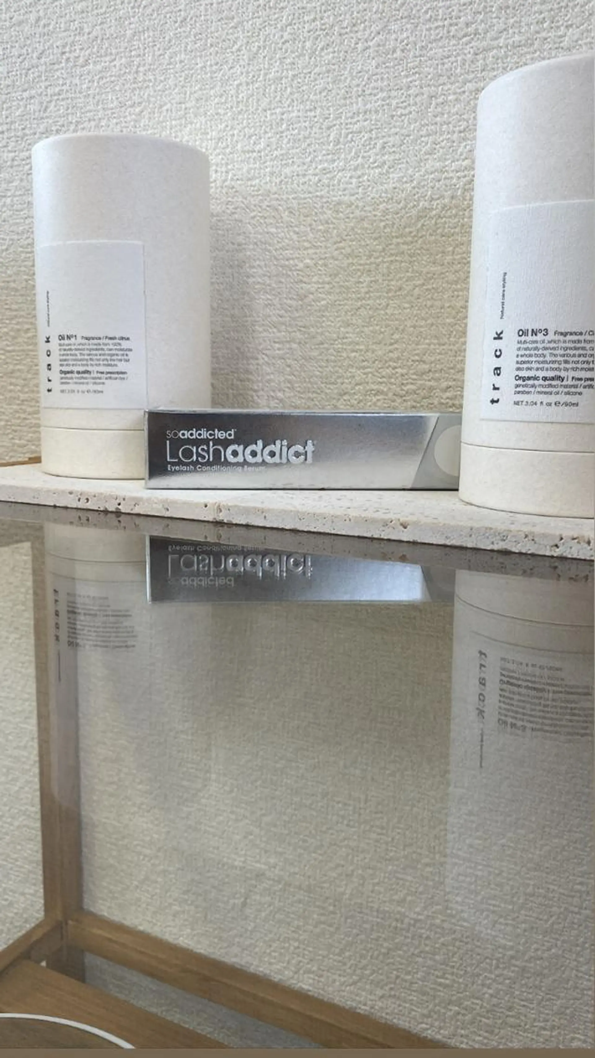 カラー ヘアアレンジ メンズ ネイル マツエク・マツパ アイブロウ une 石橋阪大前・ 箕面・池田・蛍池のマツエク・マツパデザイン