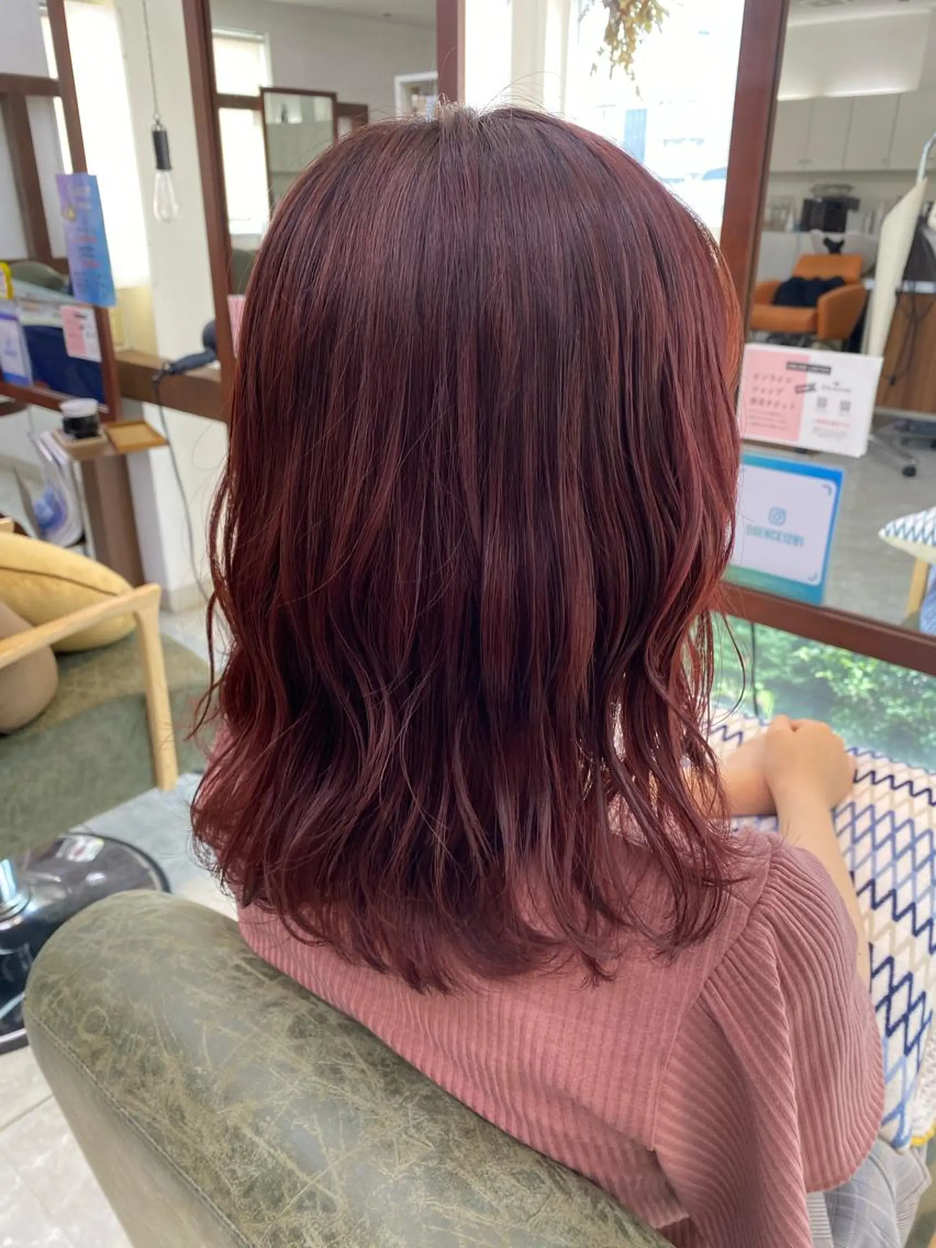 セミロング カット ヘアカラー Number CHIHIROのヘアスタイル