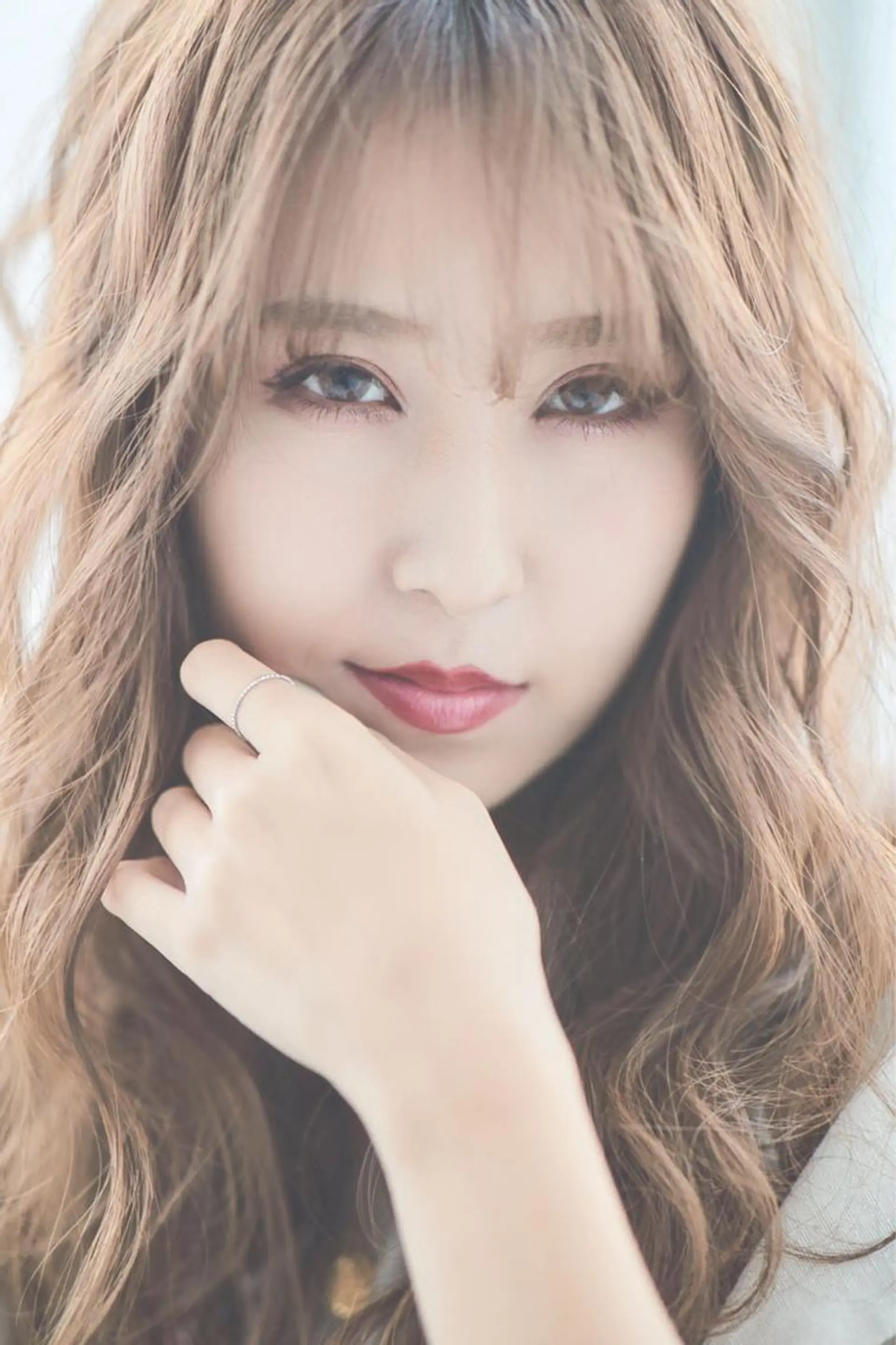 ロング カラー ヘアアレンジ ヘアカラー シアーベージュニスト 🥣大石亜里紗のヘアスタイル