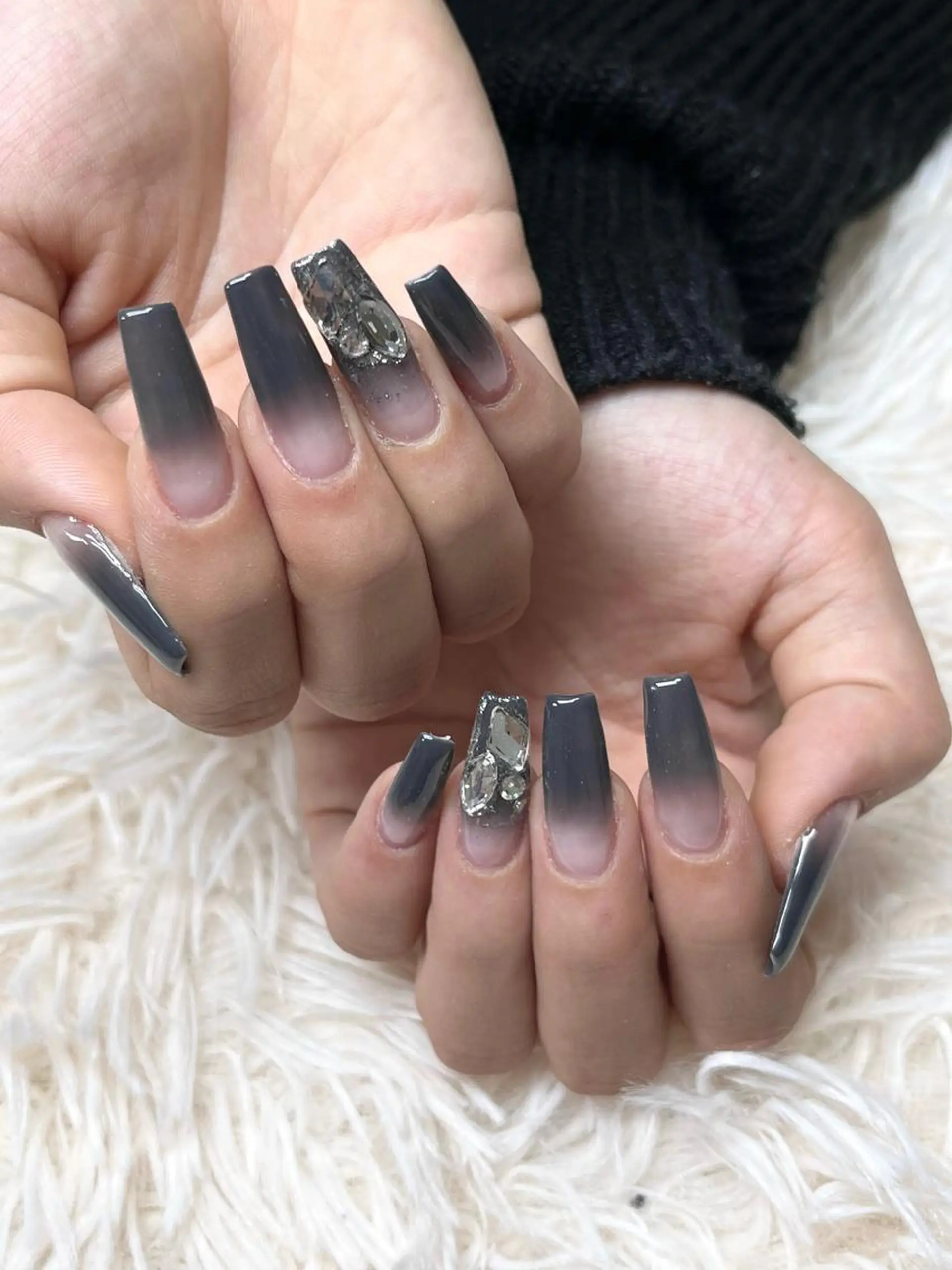 ネイル アートネイル キラキラネイル 韓国ネイル ラメ(グリッター) ロングネイル ハンドネイル 🐕‍🦺Yappy 💗A-tanのネイルデザイン