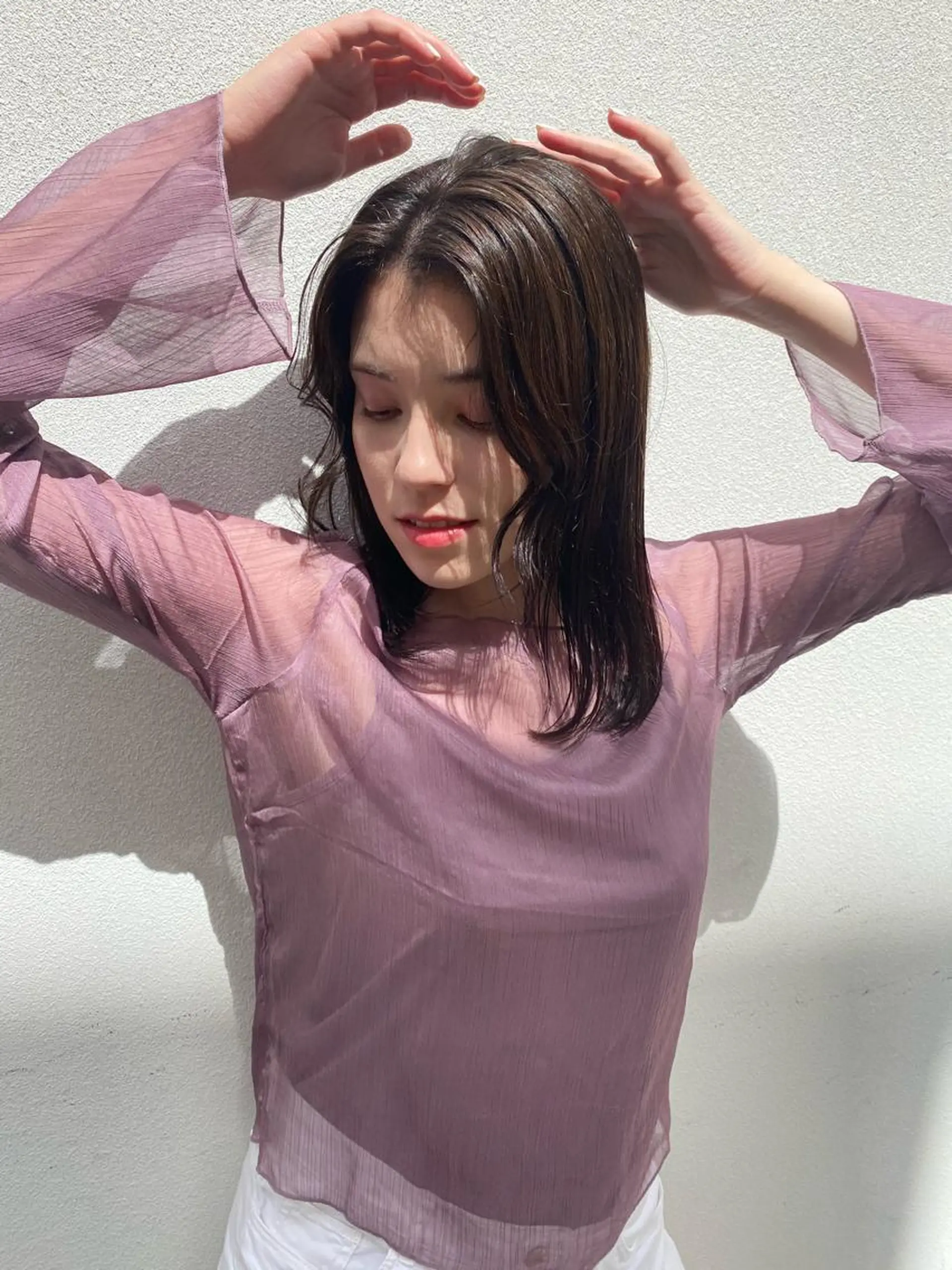 セミロング カラー コマツリサ ROCCO eastのヘアスタイル