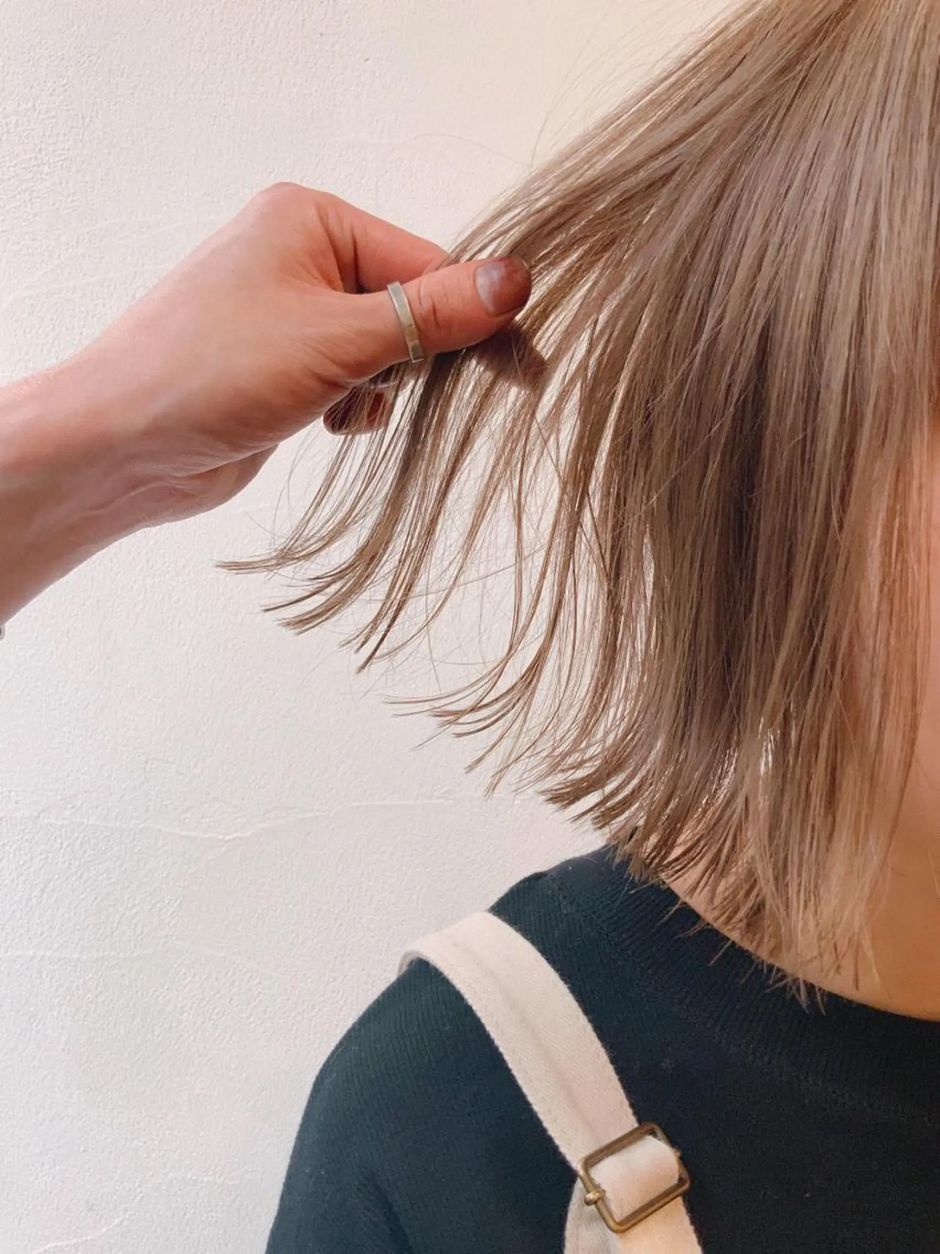 ミディアム カラー ベージュカラー カット特化柏駅 徒歩3分LOUのヘアスタイル