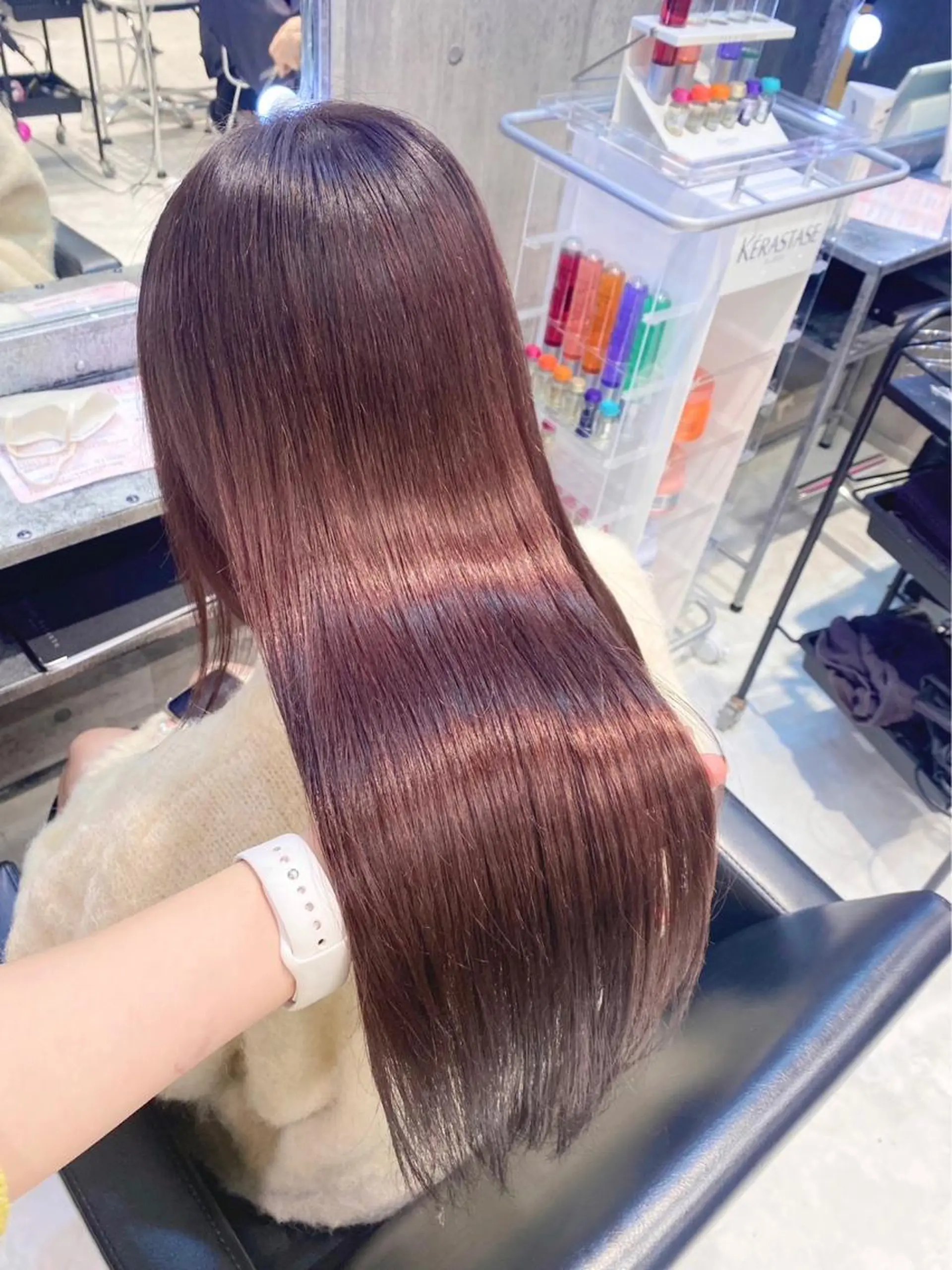 セミロング カラー ヘアアレンジ トリートメント ヘアセット 🩶【推しハイトーン 】yuzu🩶のヘアスタイル