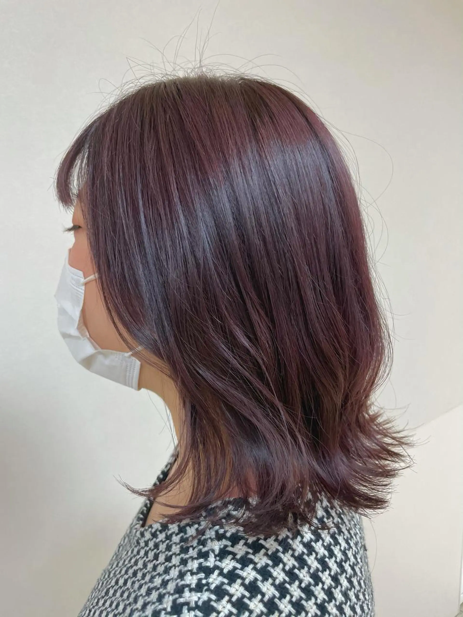 ミディアム カラー ヘアアレンジ ヘアカラー トリートメント 【Sweep】おじま のぞみのヘアスタイル