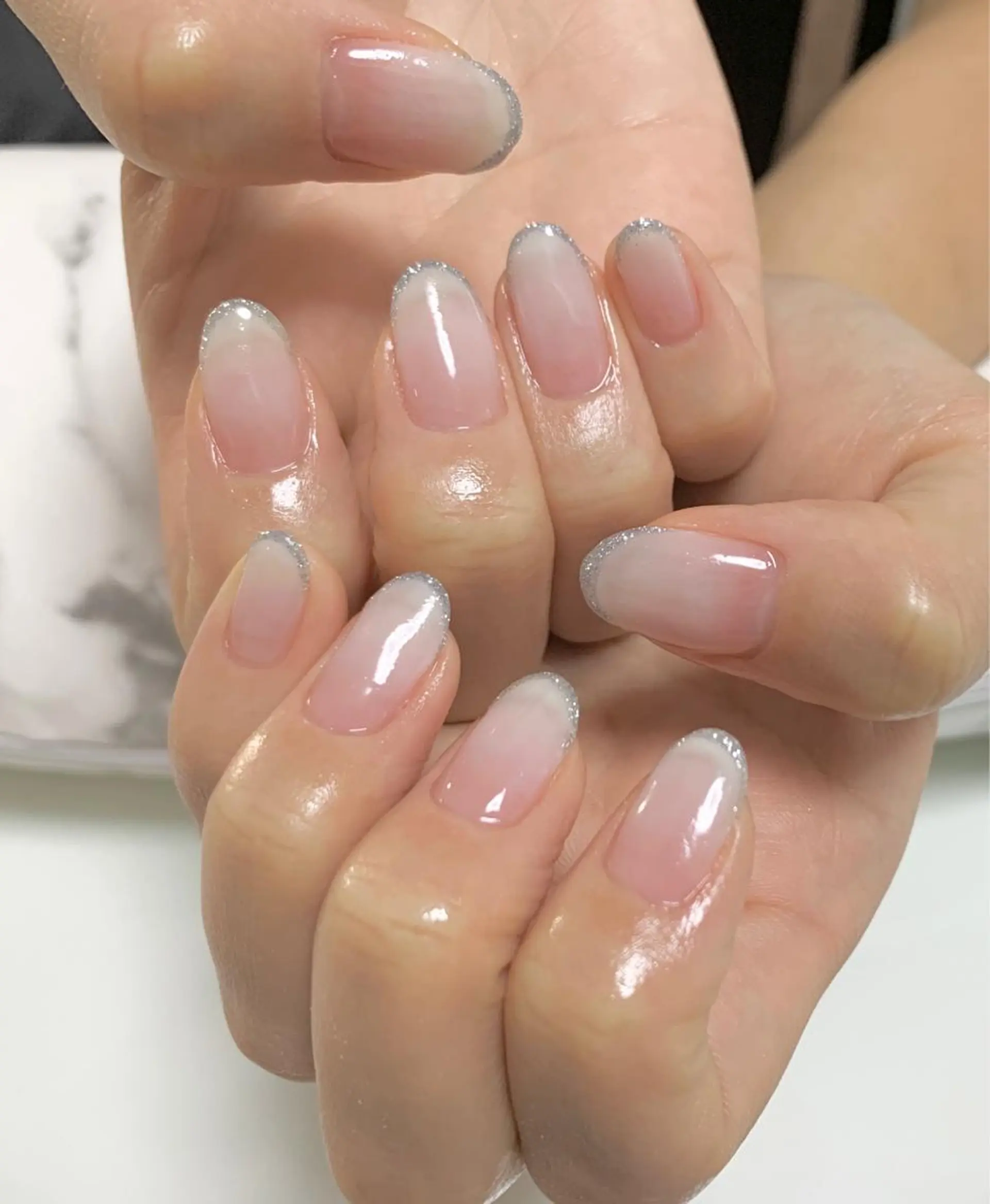 ネイル 手塚 里奈のネイルデザイン