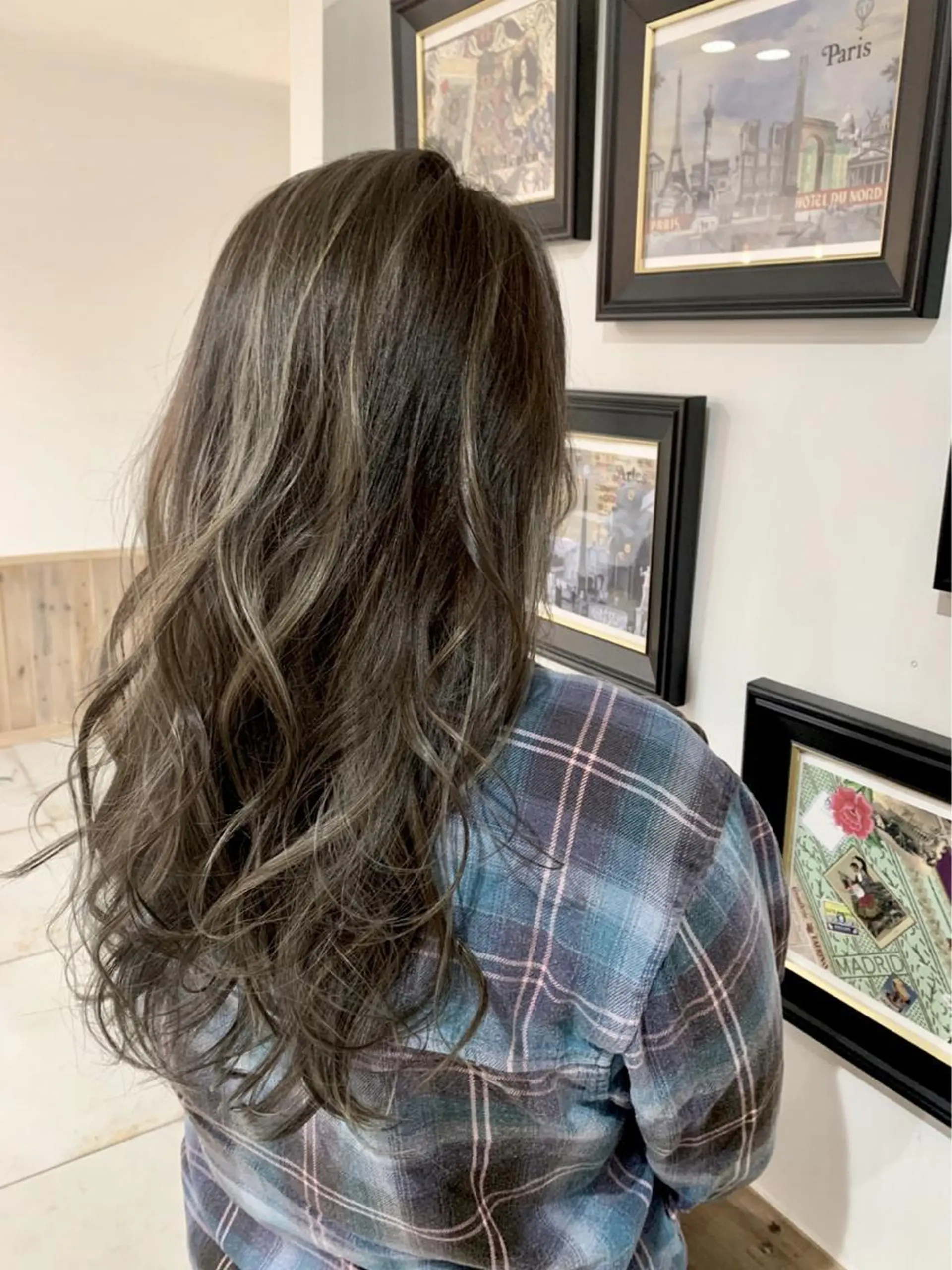 ロング カラー ヘアアレンジ カット ヘアカラー トリートメント ヘアセット hair design NORM所属・吉田裕太/ハイライト ダブルカラーのヘアスタイル