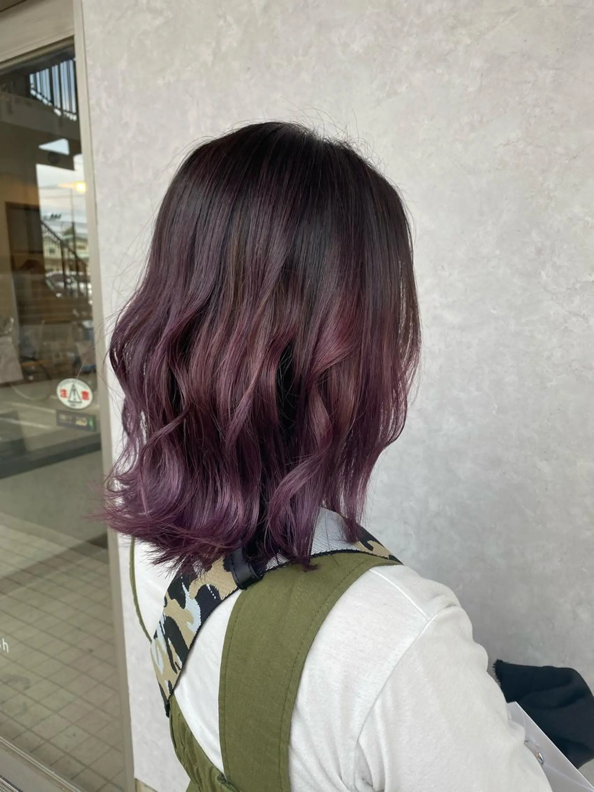 カラー ヘアアレンジ W EYE BEAUTY 浦和店所属・誉田 美優のマツエク・マツパデザイン