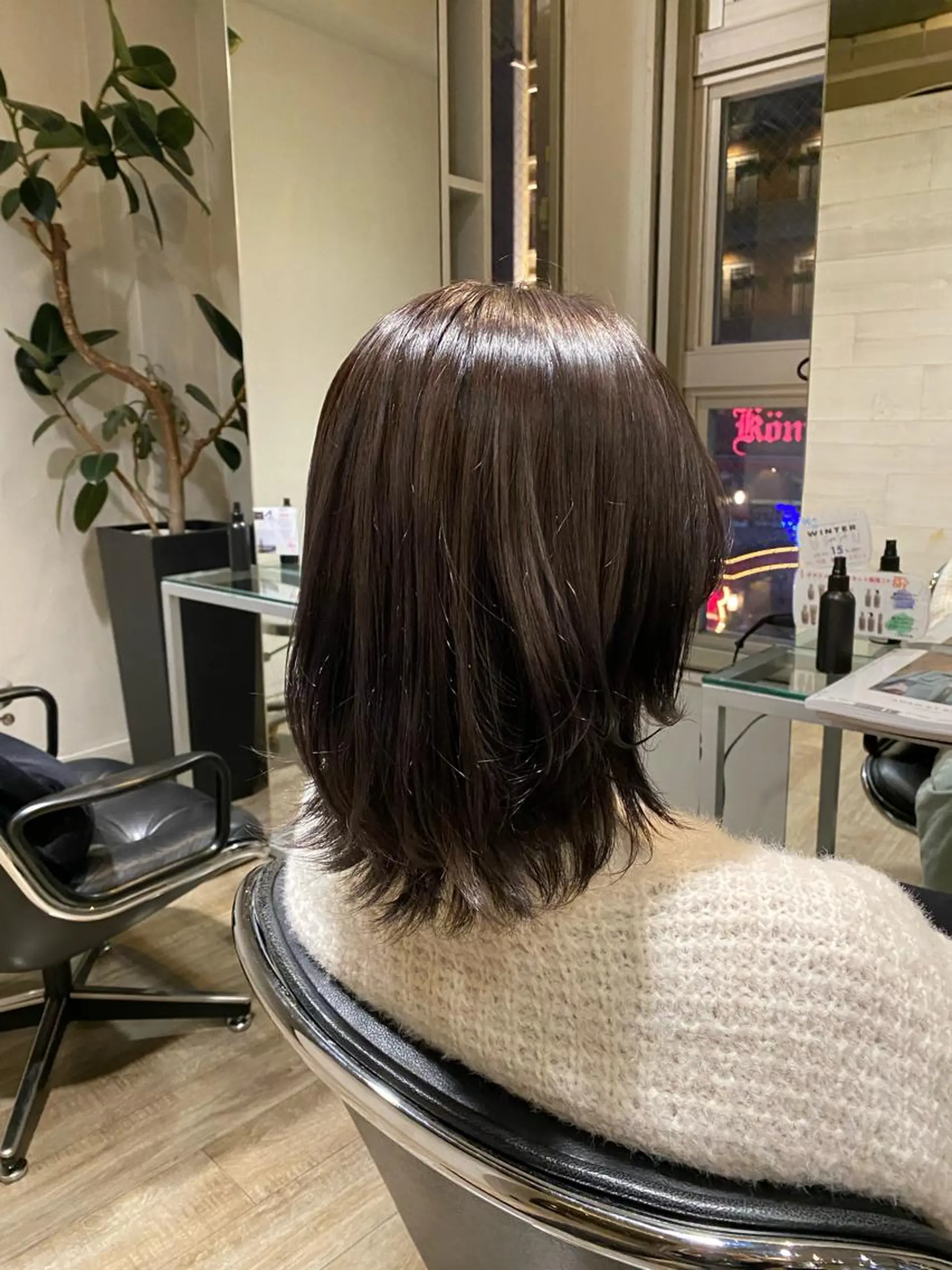 カラー ブラウンカラー ヘアカラー トリートメント や ぎ /神戸美容室 /顔まわりレイヤーのヘアスタイル