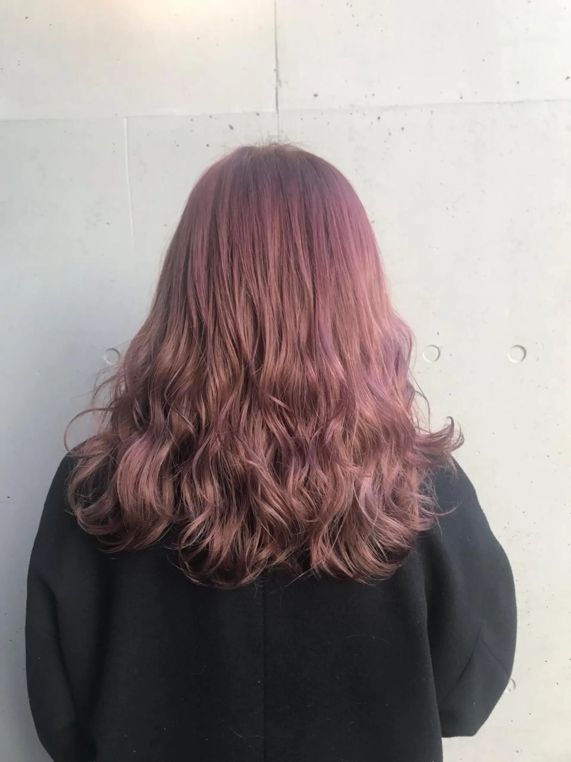 ミディアム カラー 一ノ瀬 蘭のヘアスタイル