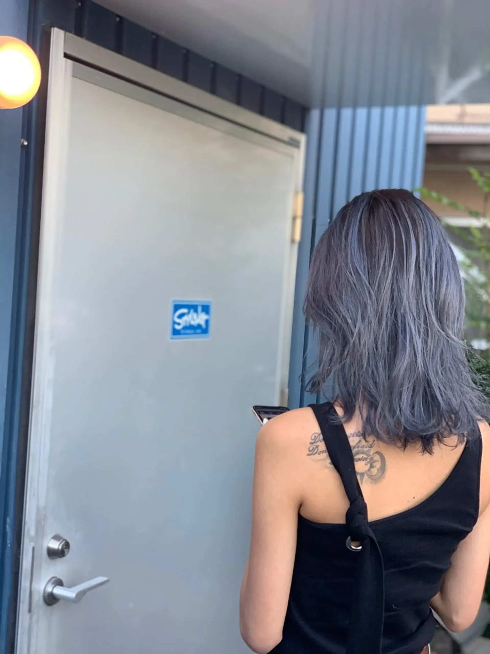 セミロング カラー ブルーカラー Tina所属・「Tina」一木 智之のヘアスタイル