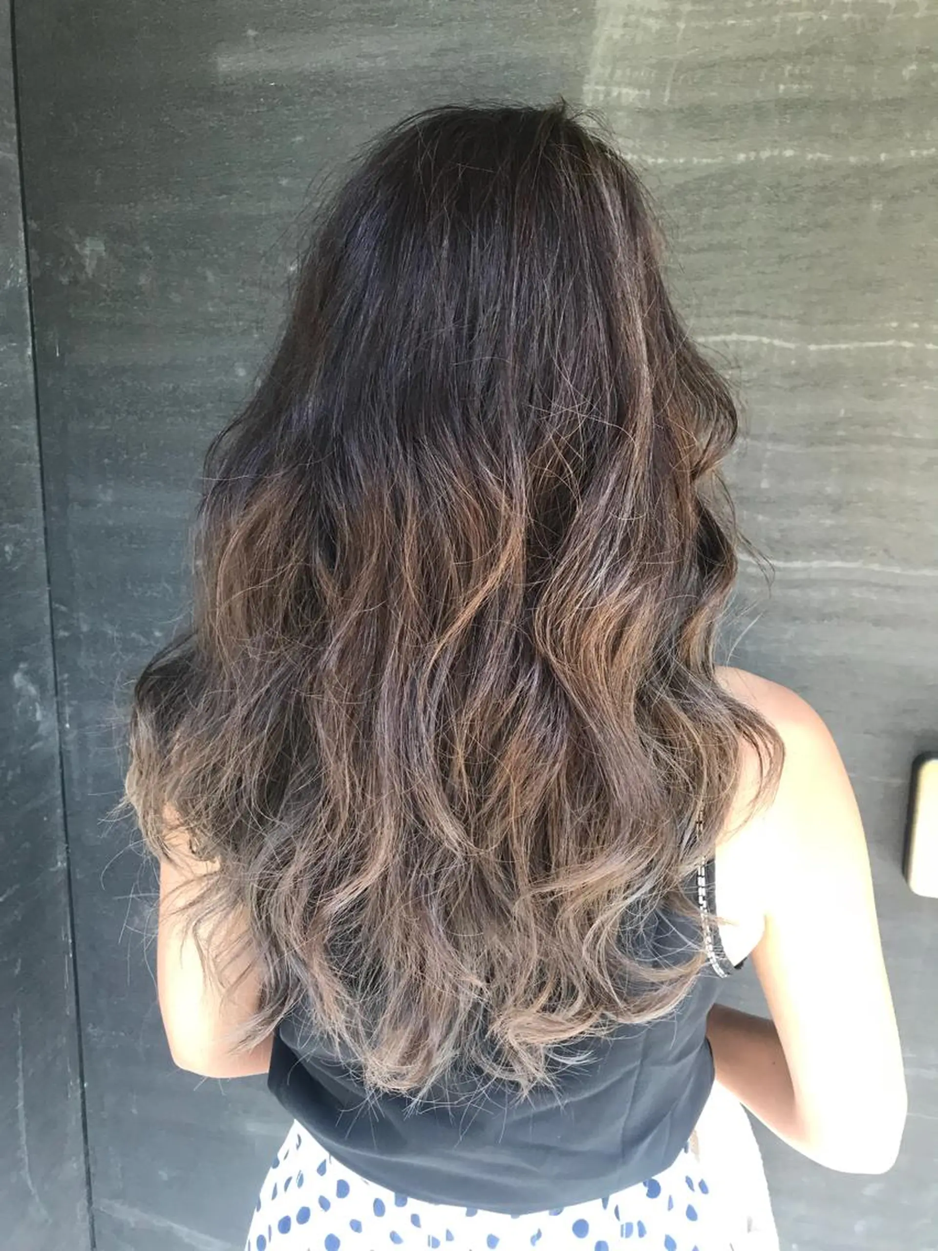 ロング カラー ベージュカラー ハイライトカラー ハイライト ていねい技術No.1 🌈諏訪 健太のヘアスタイル