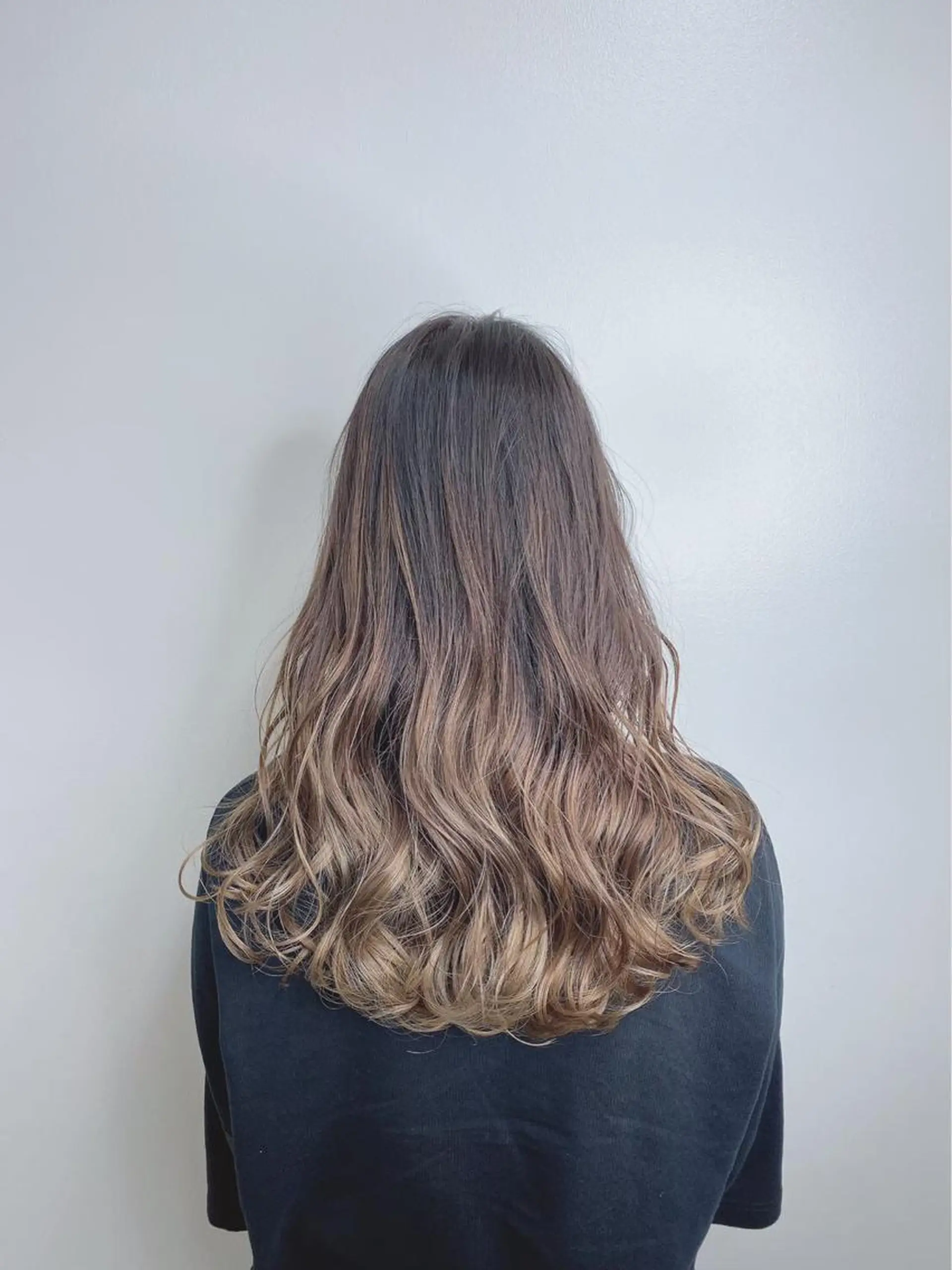 ロング カラー ヘアアレンジ フェザーパーマ/ ダブルカラー/藤田のヘアスタイル