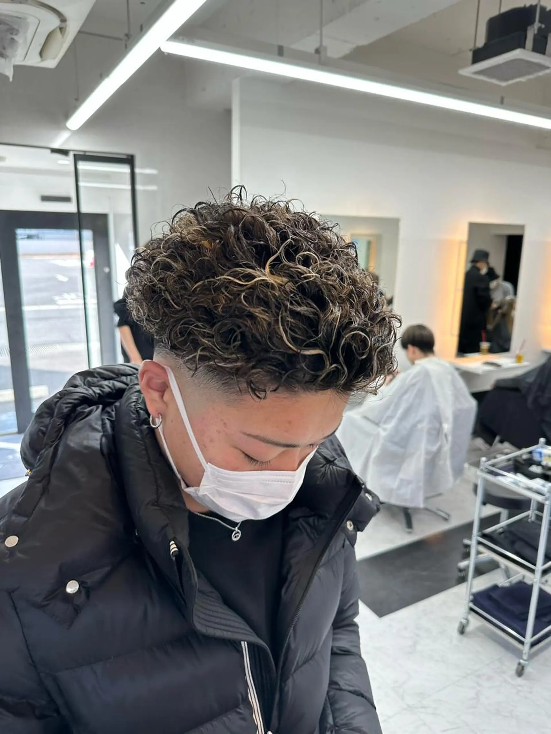 ショート カラー パーマ メンズ カット ヘアカラー パーマ 𝐑𝐲𝐮𝐤𝐢 【店長】ALEAPのヘアスタイル