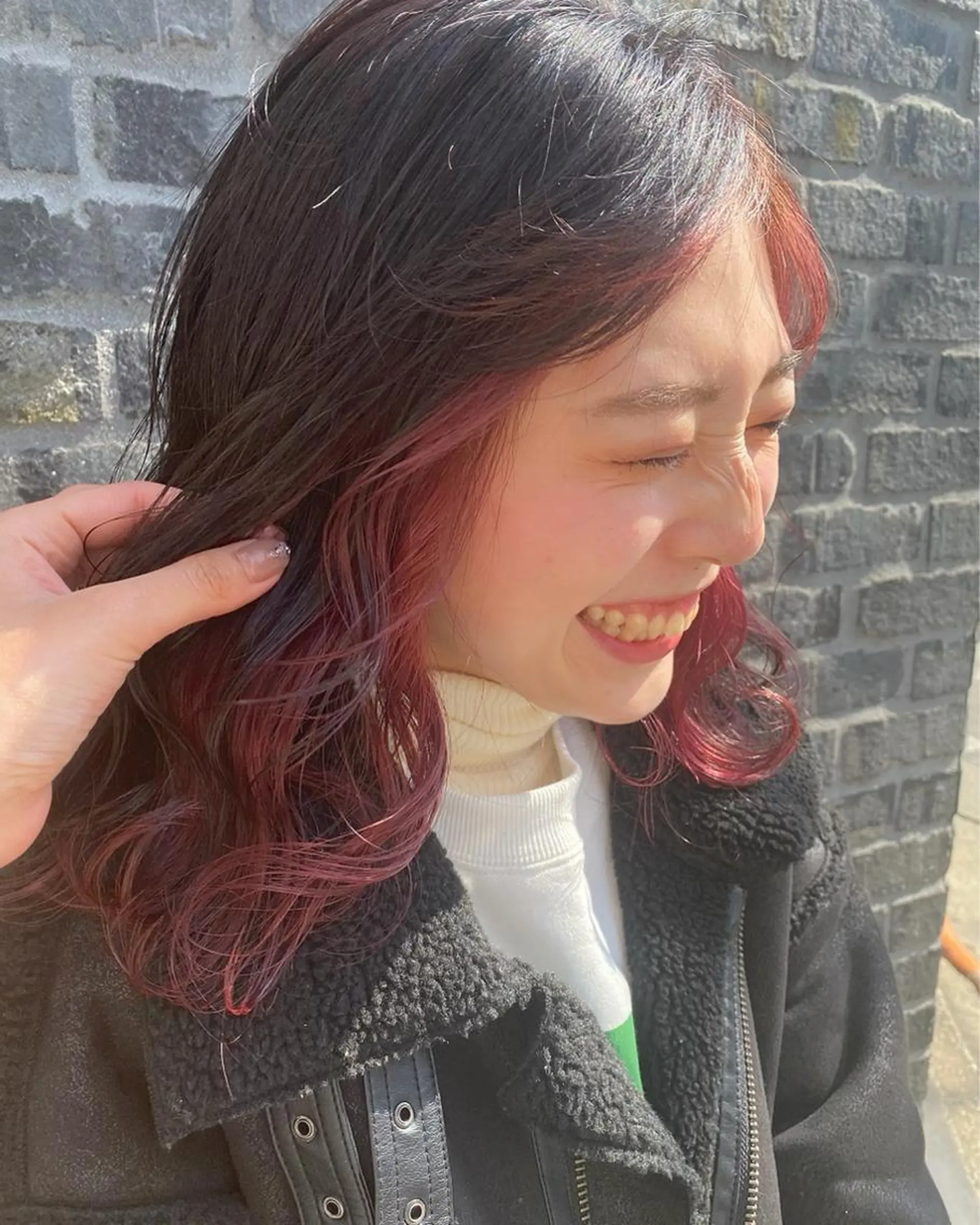 ミディアム カラー GiseL アンリのヘアスタイル