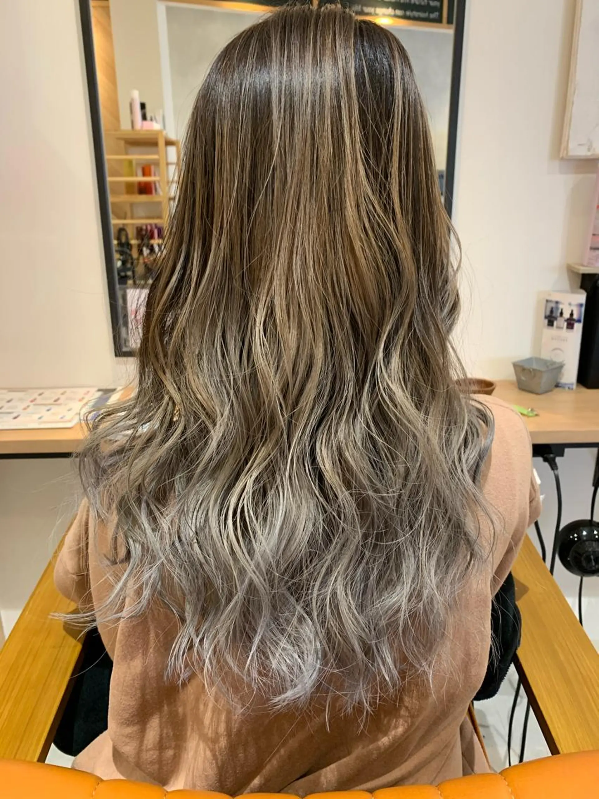 ロング カラー 森田 尚貴のヘアスタイル