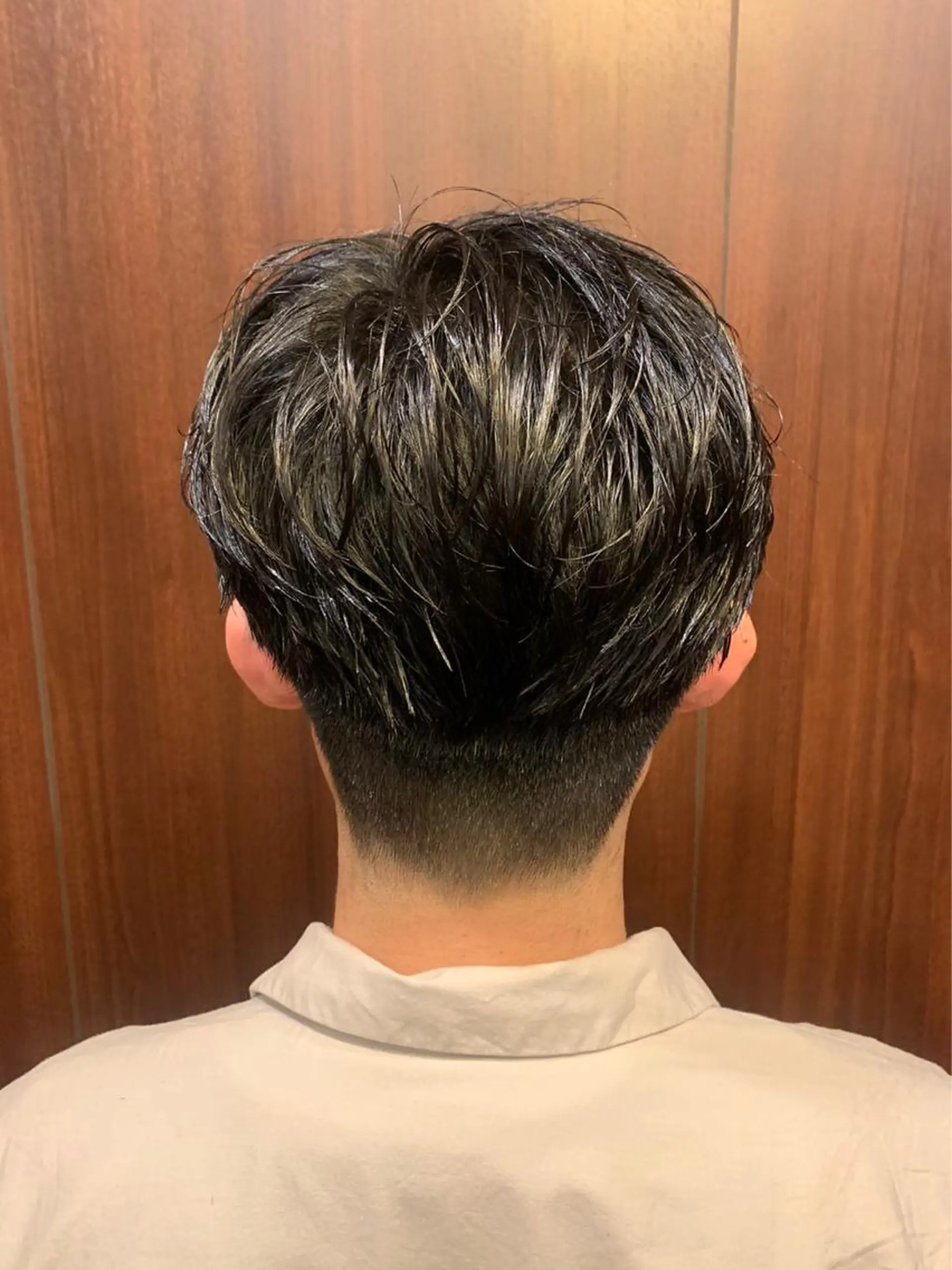 ミディアム ヒロ銀座　BARBER SHOP神楽坂店所属・松本 拓馬のヘアスタイル