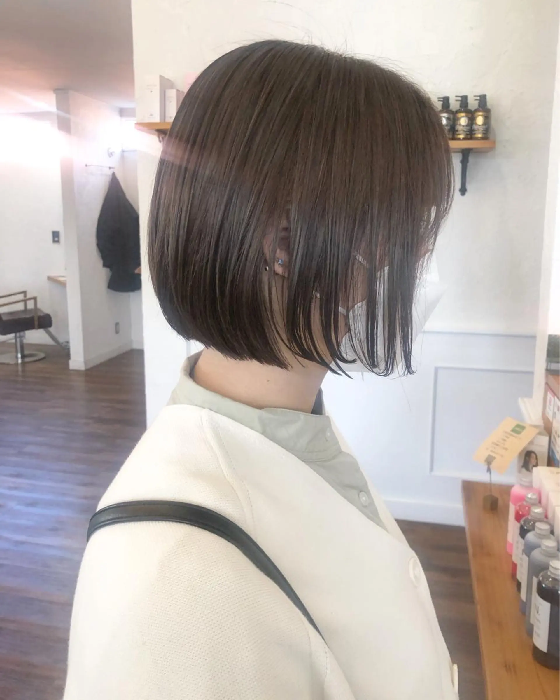 ショート カラー グレージュ ミルクティーグレージュ ボブ ヘアカラー トリートメント 江原 彩華のヘアスタイル
