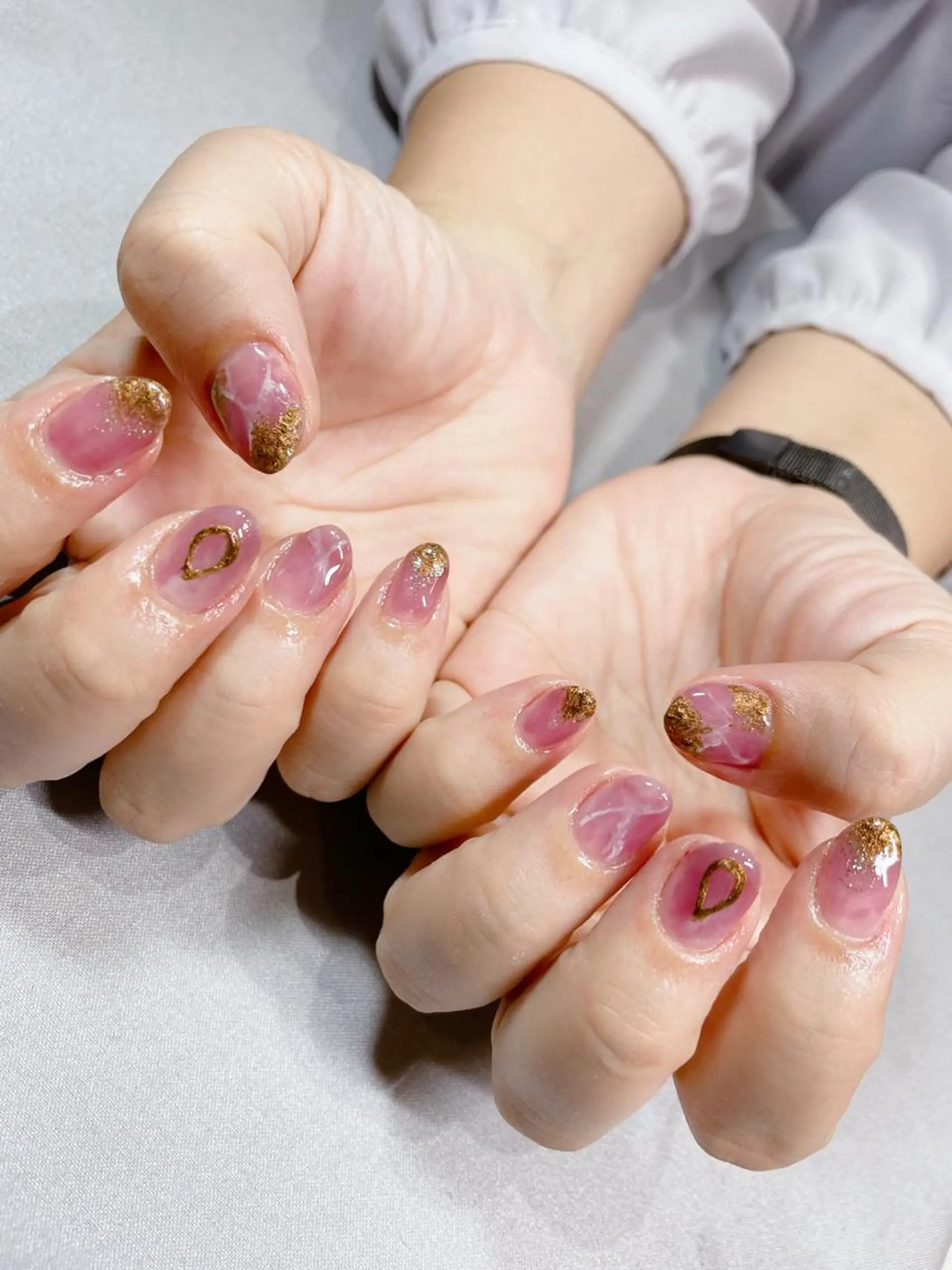 ネイル iiloo aromaworksのネイルデザイン