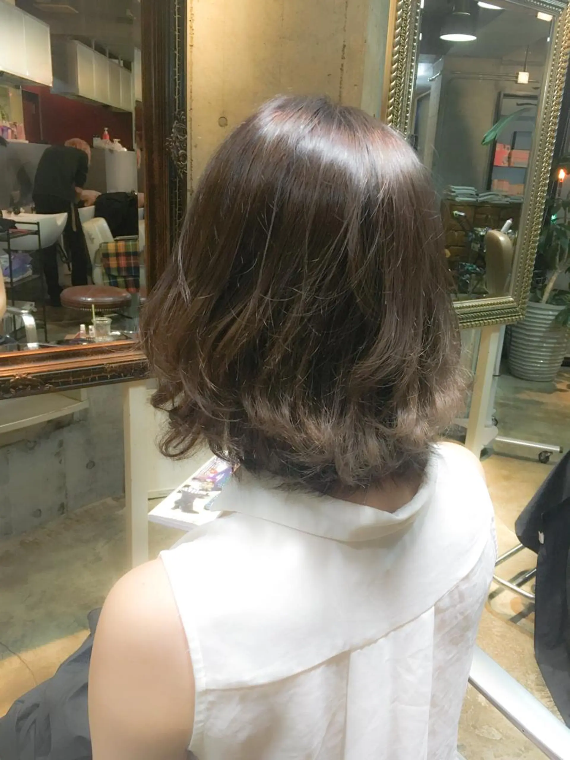 ショート カラー アッシュ ベージュカラー 北條 優輝のヘアスタイル