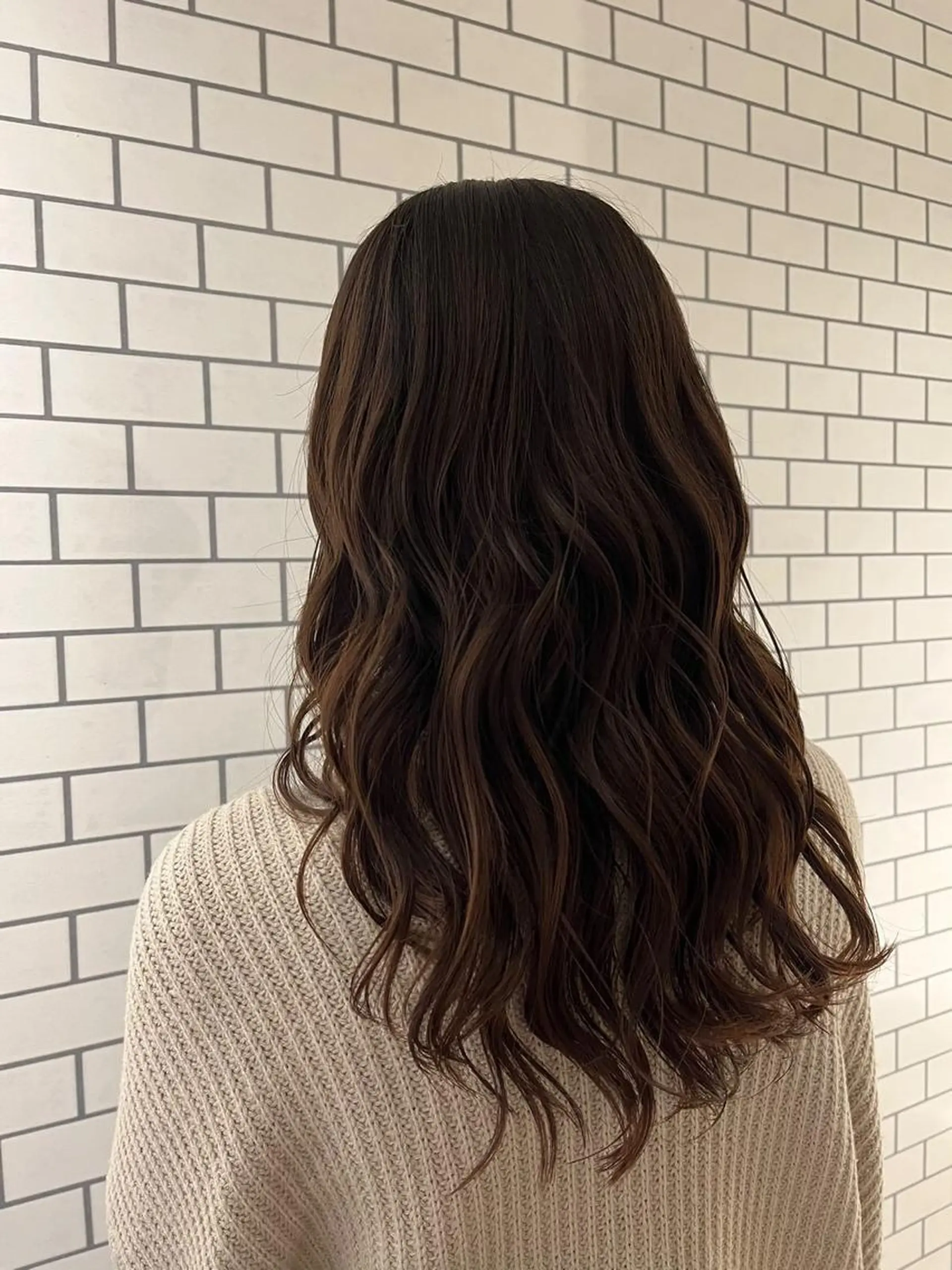 カラー 菅 野のヘアスタイル