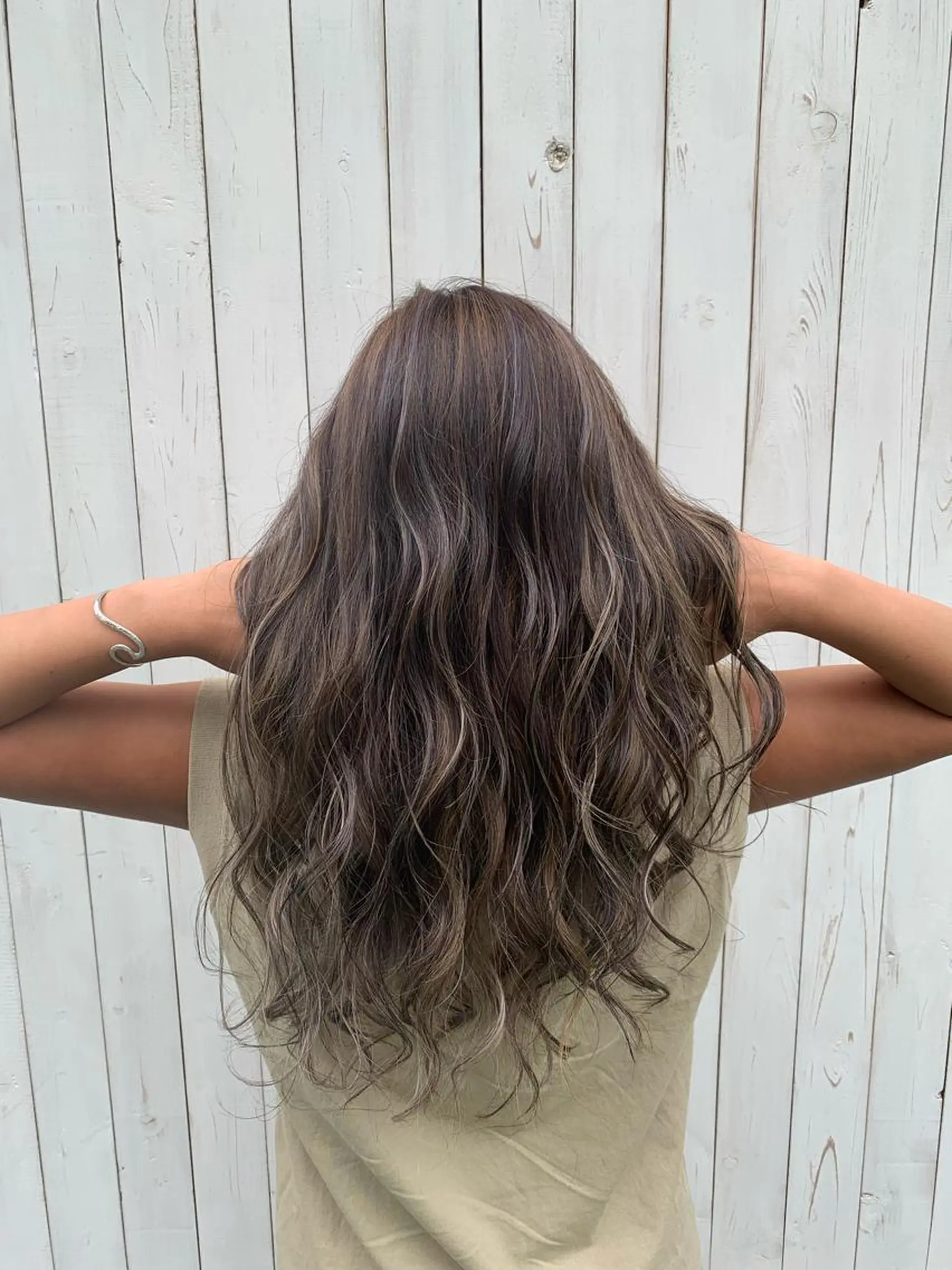 ロング LOHAS Kanaのヘアスタイル