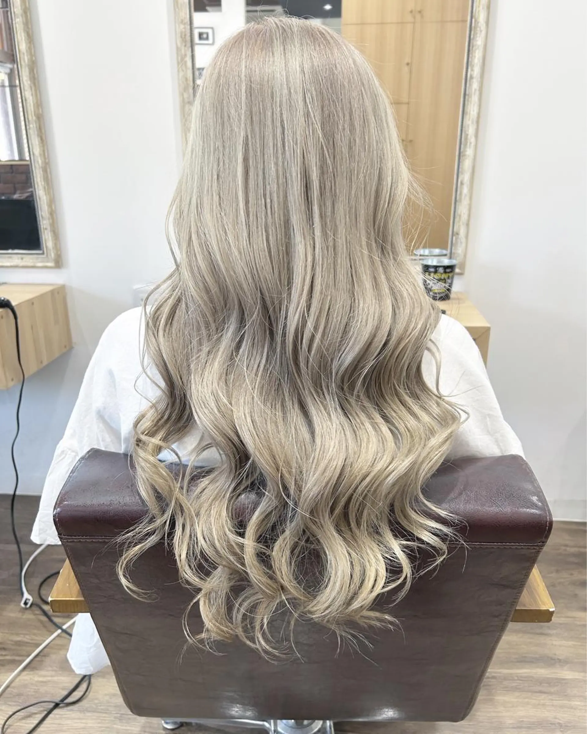 カラー ヘアカラー トリートメント 土屋 貴章のヘアスタイル