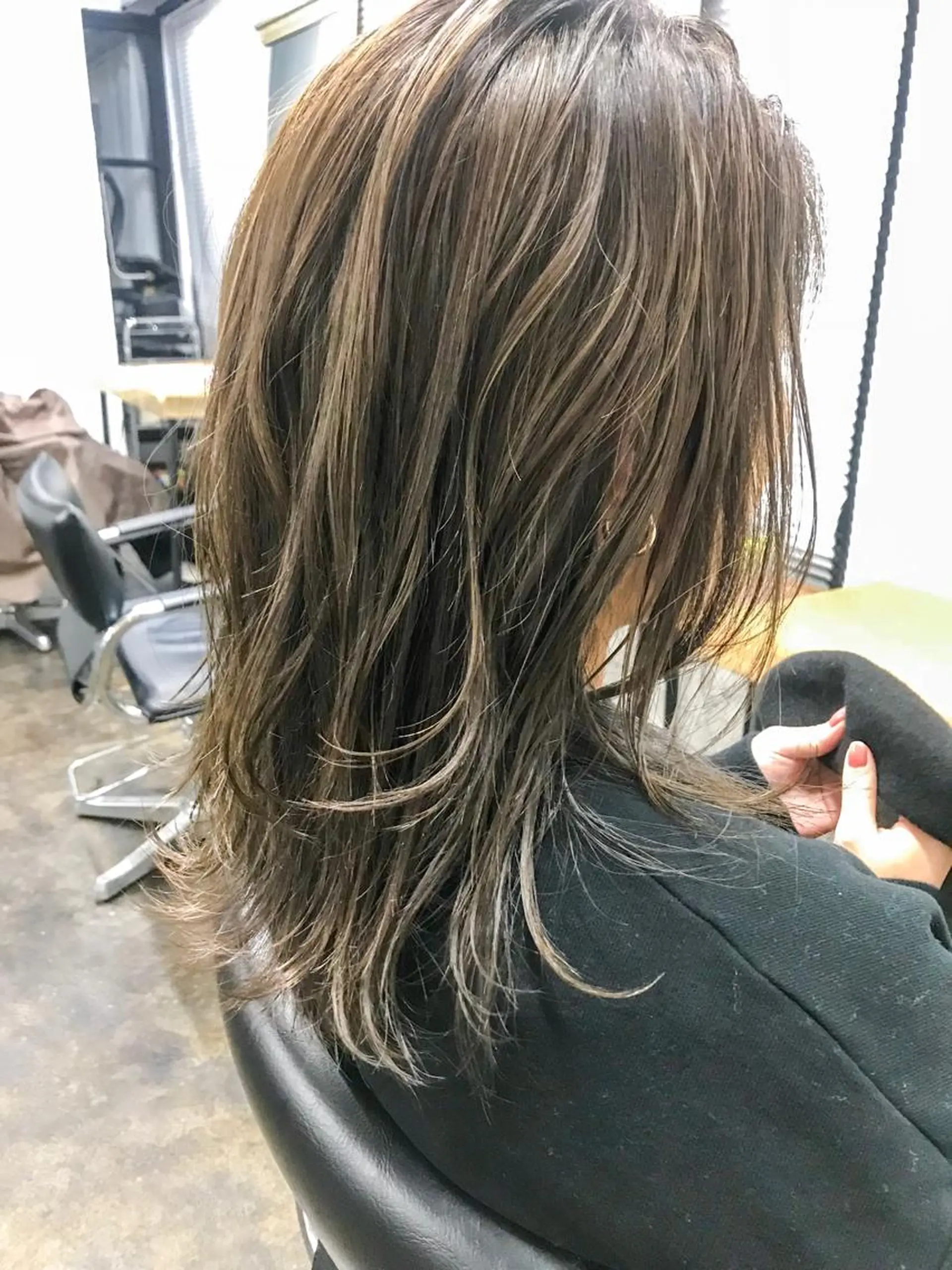 ミディアム ダブルカラー　/ インナーカラーMiiのヘアスタイル