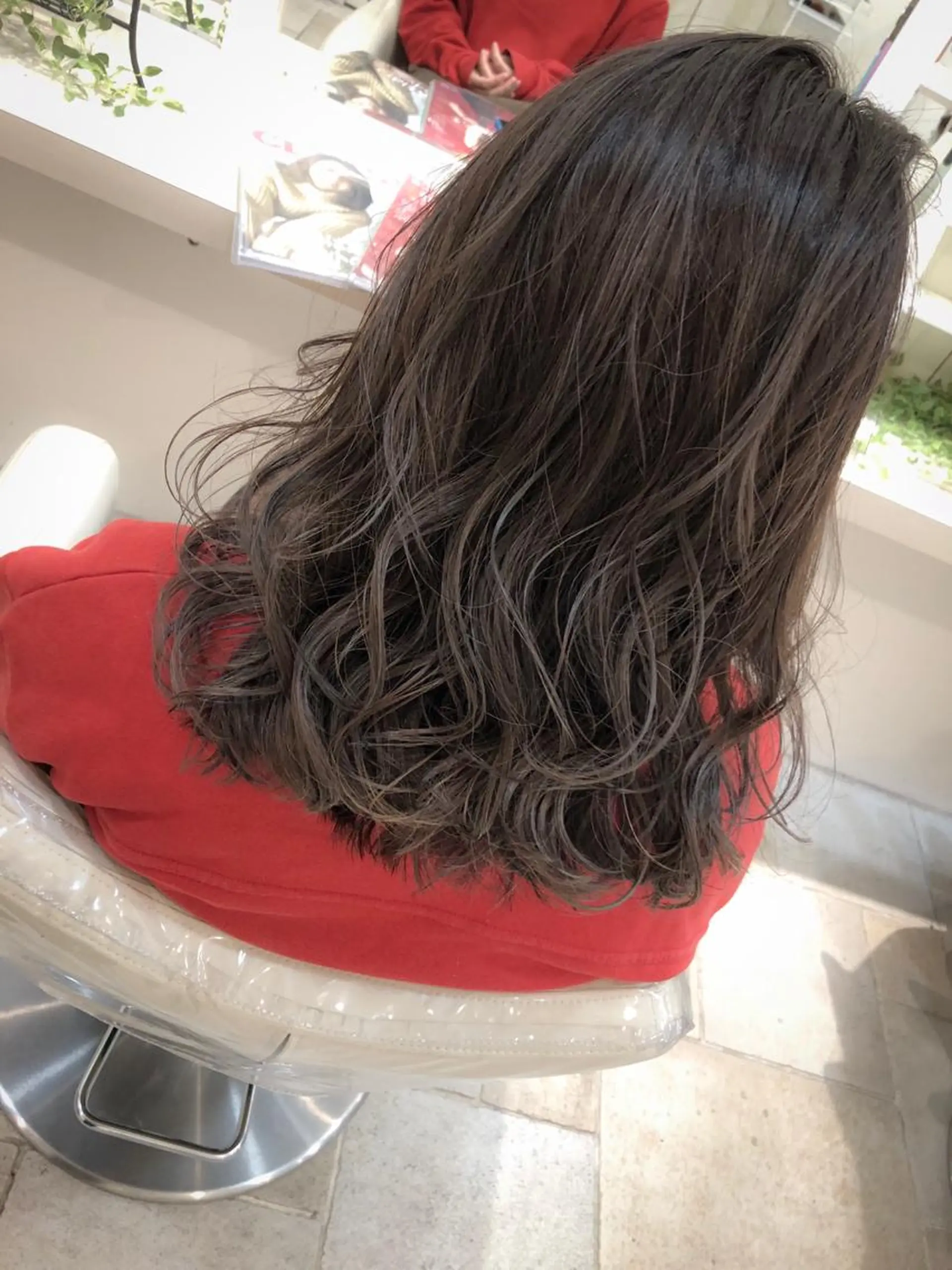 カラー バレイヤージュ 東梅田エリアカラー ヘアセットNo. 1のヘアスタイル