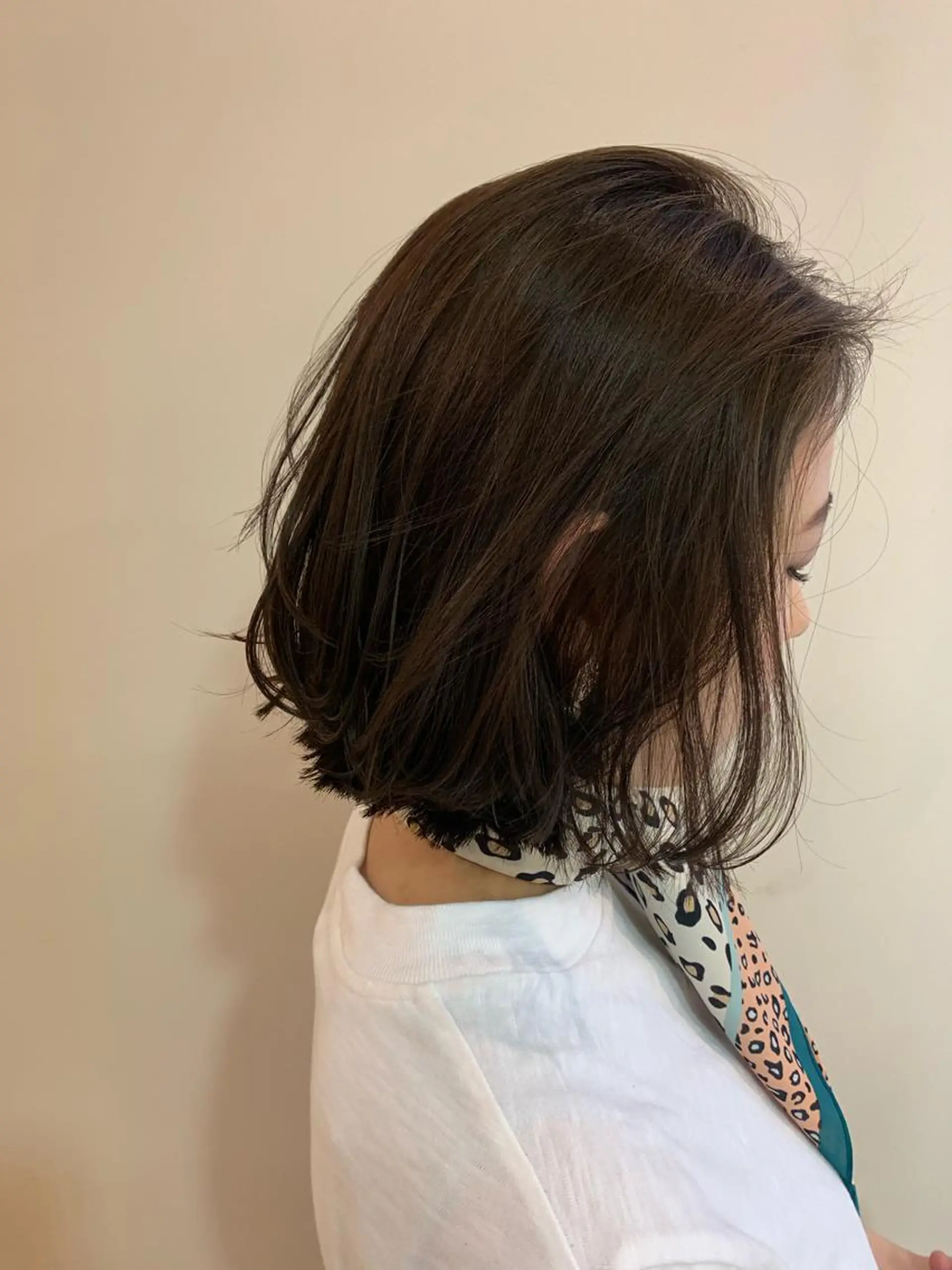 ショート カラー ハイライトカラー ハイライト ヘアカラー ヘッドスパ 顔まわりカット✄ ベージュカラー🧸のヘアスタイル