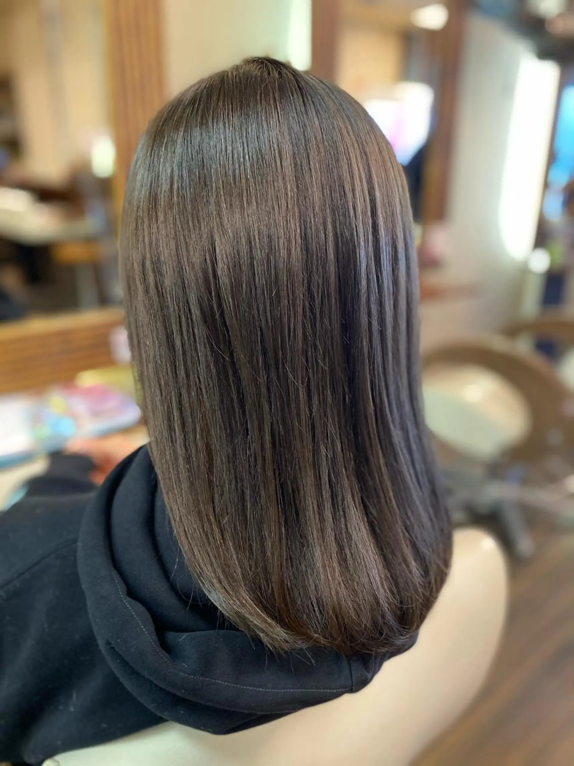 セミロング カラー ヘアアレンジ カット ヘアカラー トリートメント 加藤 瑠美のヘアスタイル