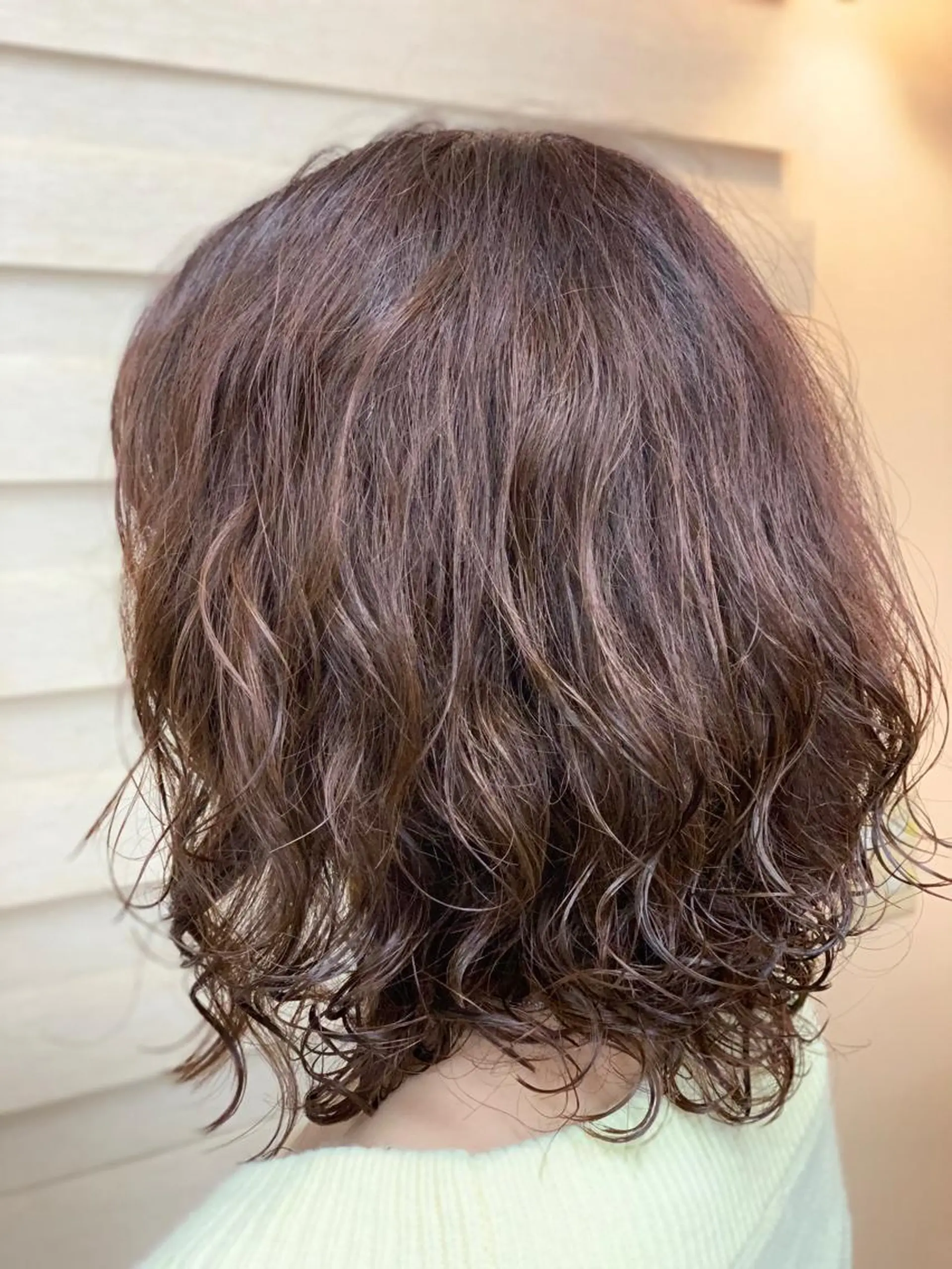 セミロング カラー パーマ セミロングパーマ ヘアカラー パーマスタジオ グレイス はやとのヘアスタイル