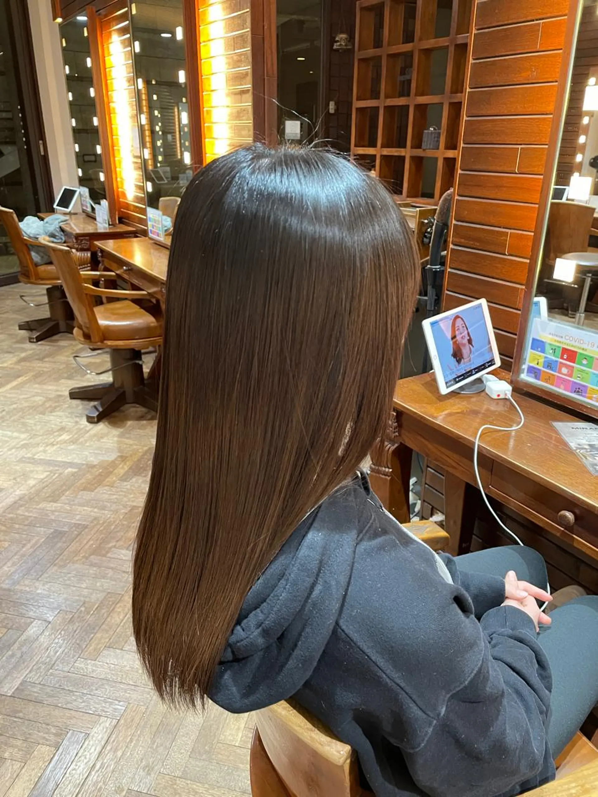 セミロング stylist YUTOのヘアスタイル