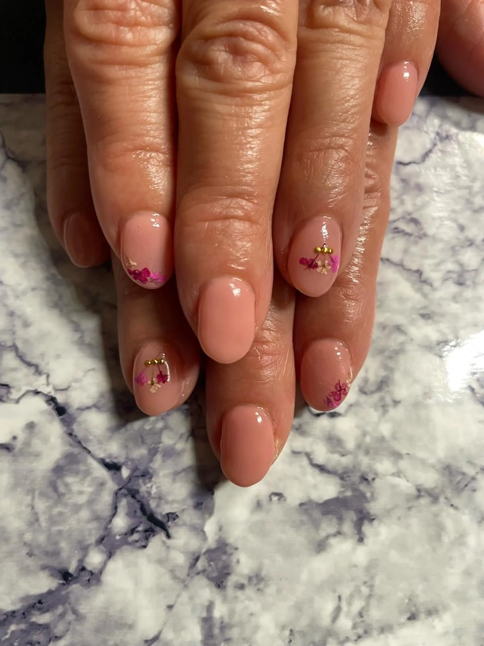 ショート ハンドネイル 島村 真由紀のネイルデザイン