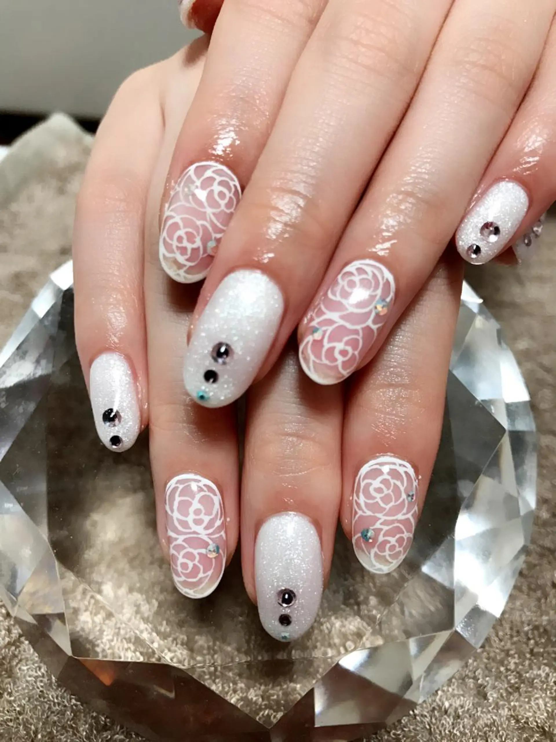 ネイル アートネイル シンプルネイル ストーンネイル ネイル/耳つぼ /新ホワイトニングのネイルデザイン