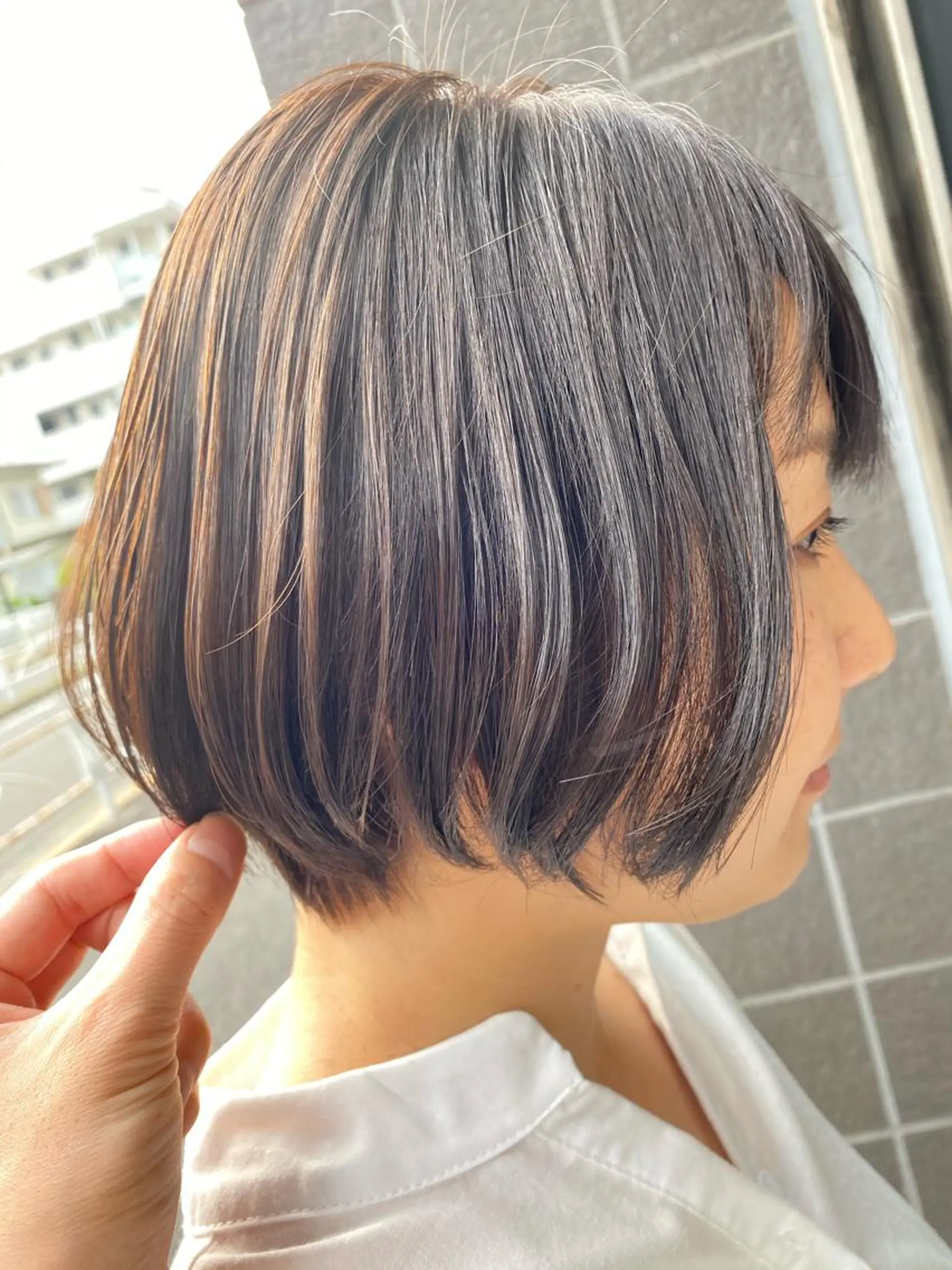 ショート カラー ブルーカラー ブルージュ イルミナカラー 谷合 貴志のヘアスタイル