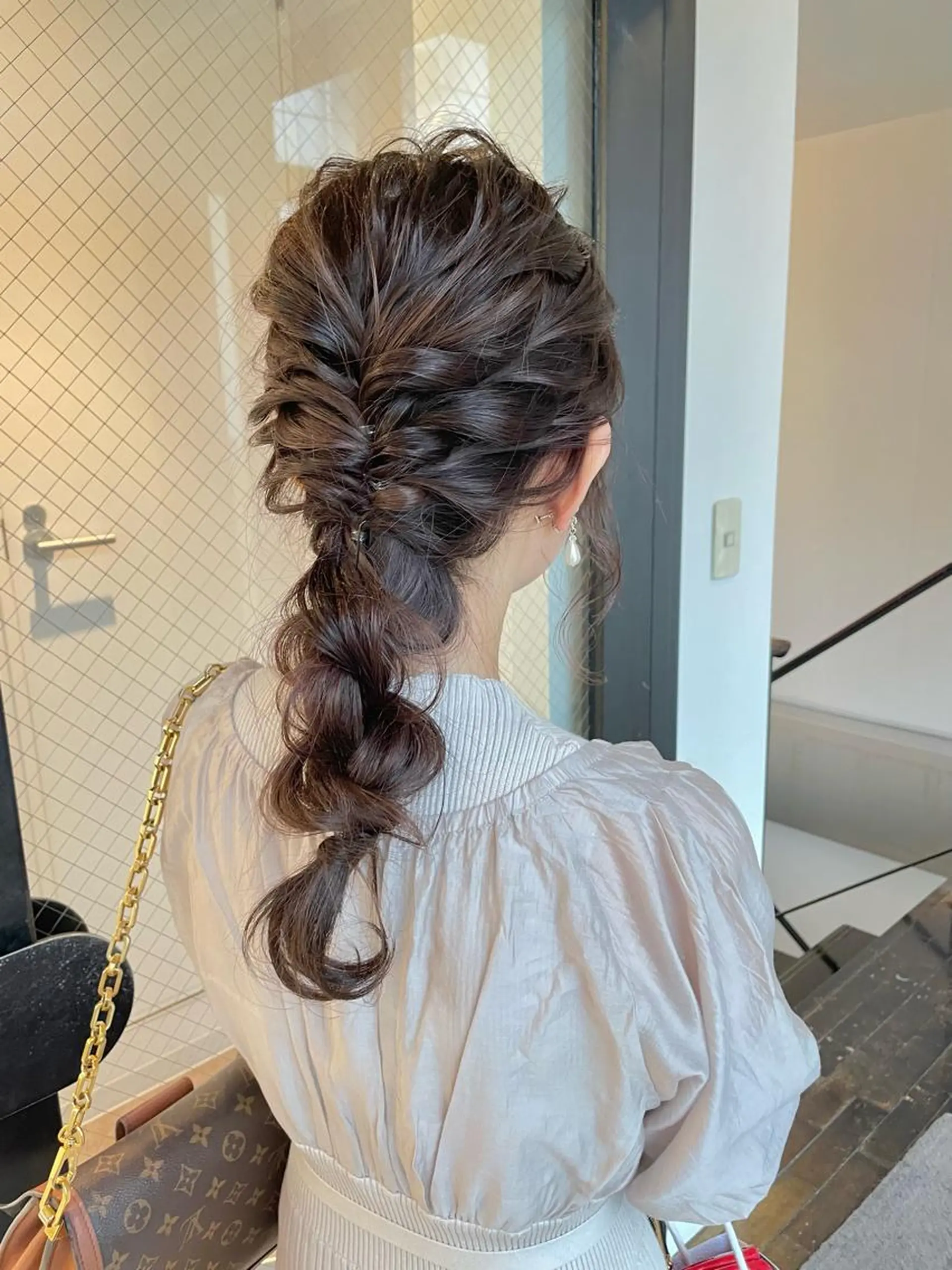 セミロング KAORU オリーブカラーのヘアスタイル