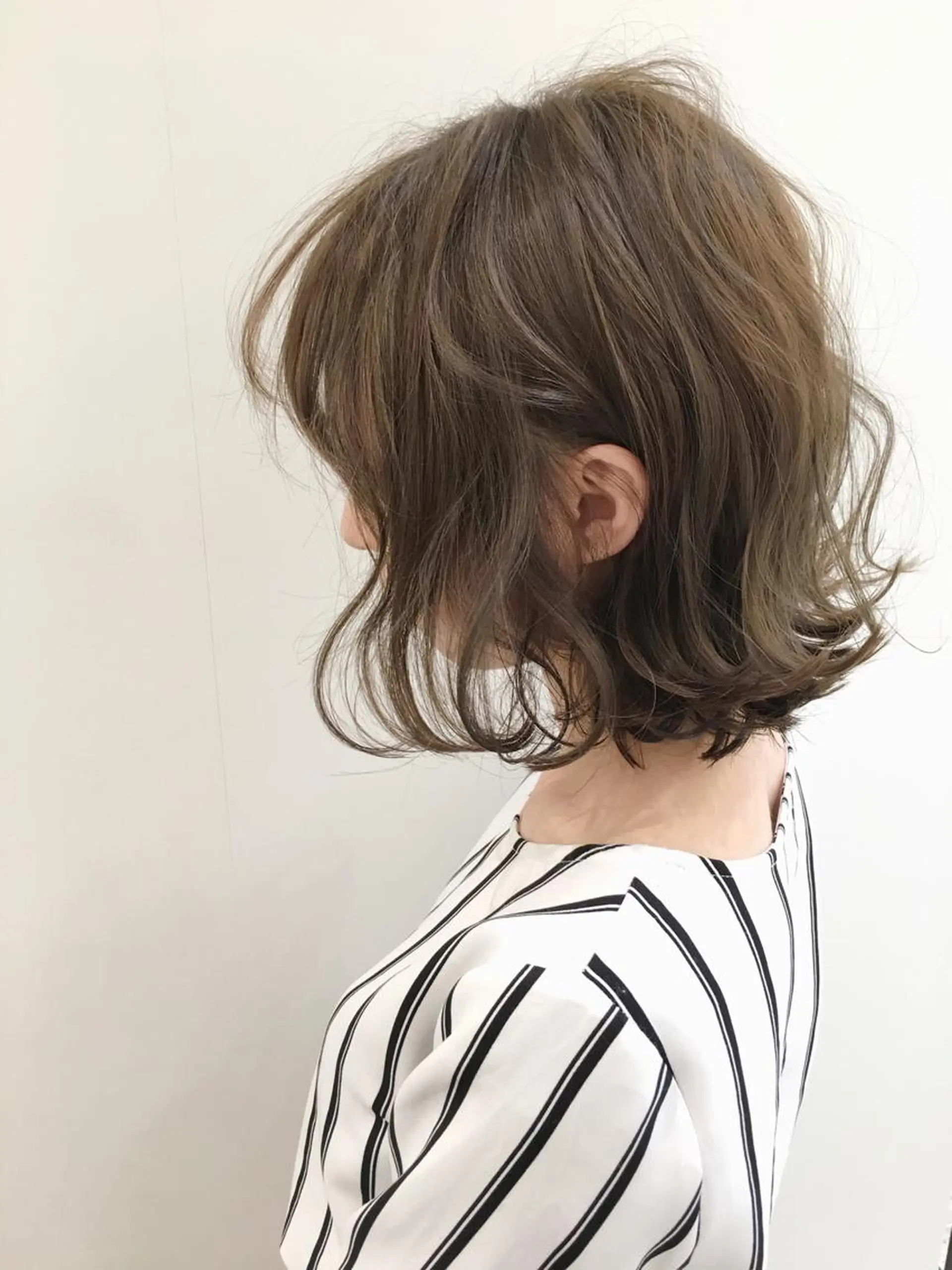ショート ハイライト due hair 京都駅前店 MILBON オージュア認定サロン【デューヘアー】所属・ハイトーンブリーチ 土坂　由志【京都】のヘアスタイル