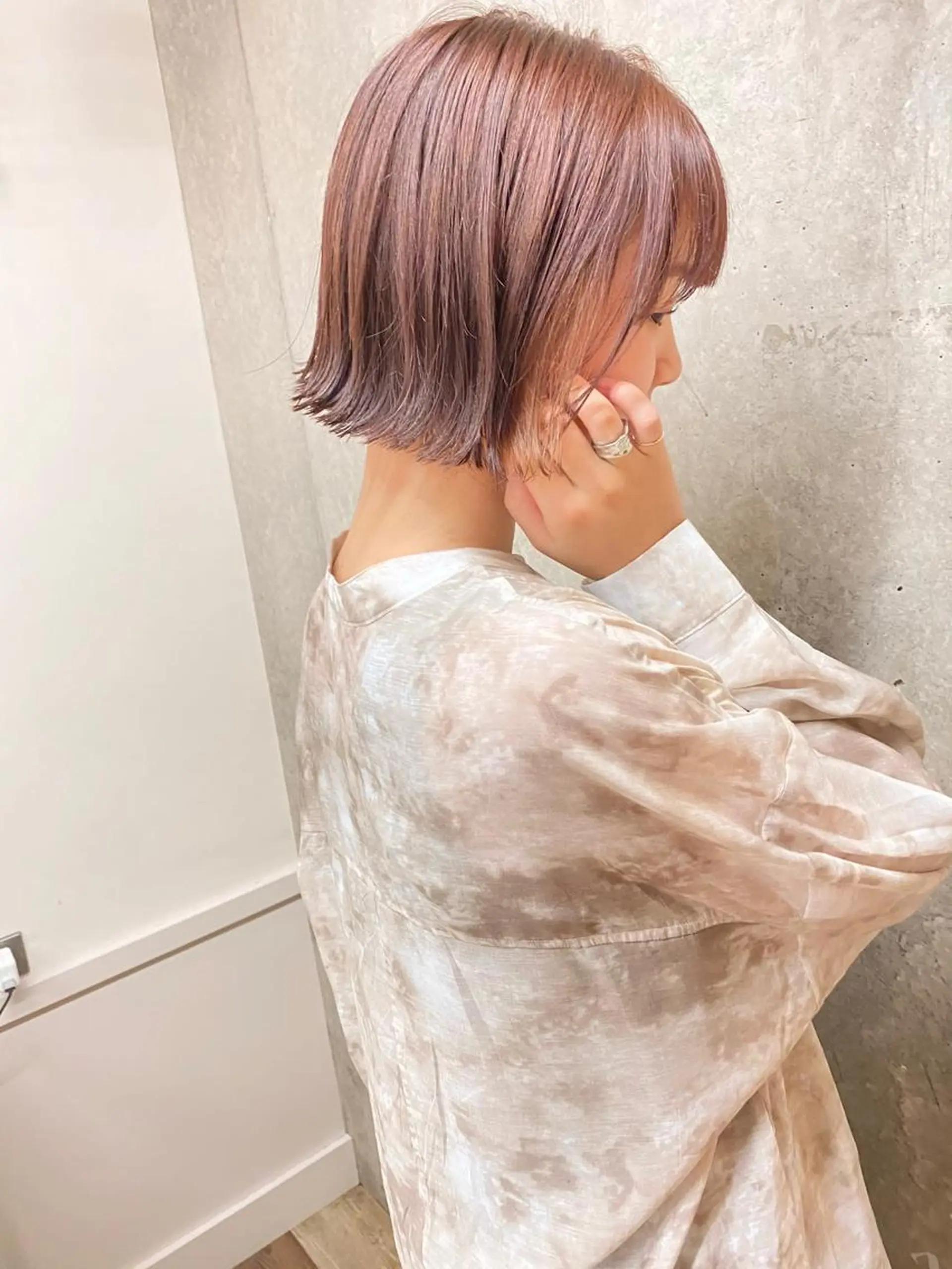 ショート ボブ 外ハネヘア 梅津 光帆のヘアスタイル