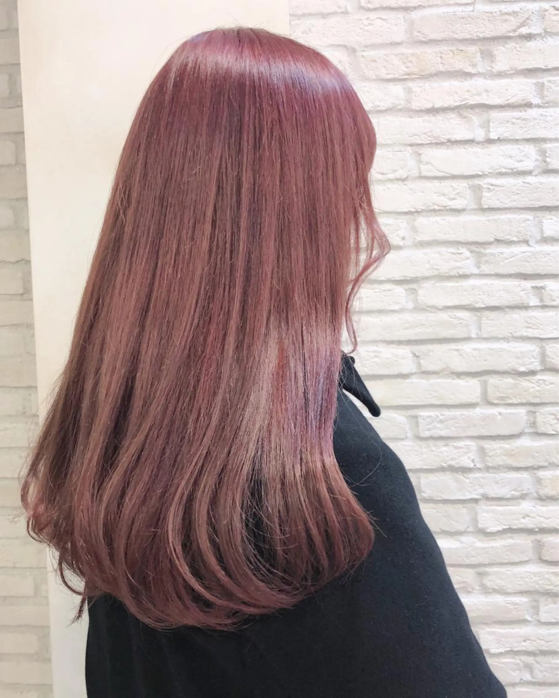 セミロング カラー ブリーチ ピンクカラー HAUS 片山みほのヘアスタイル