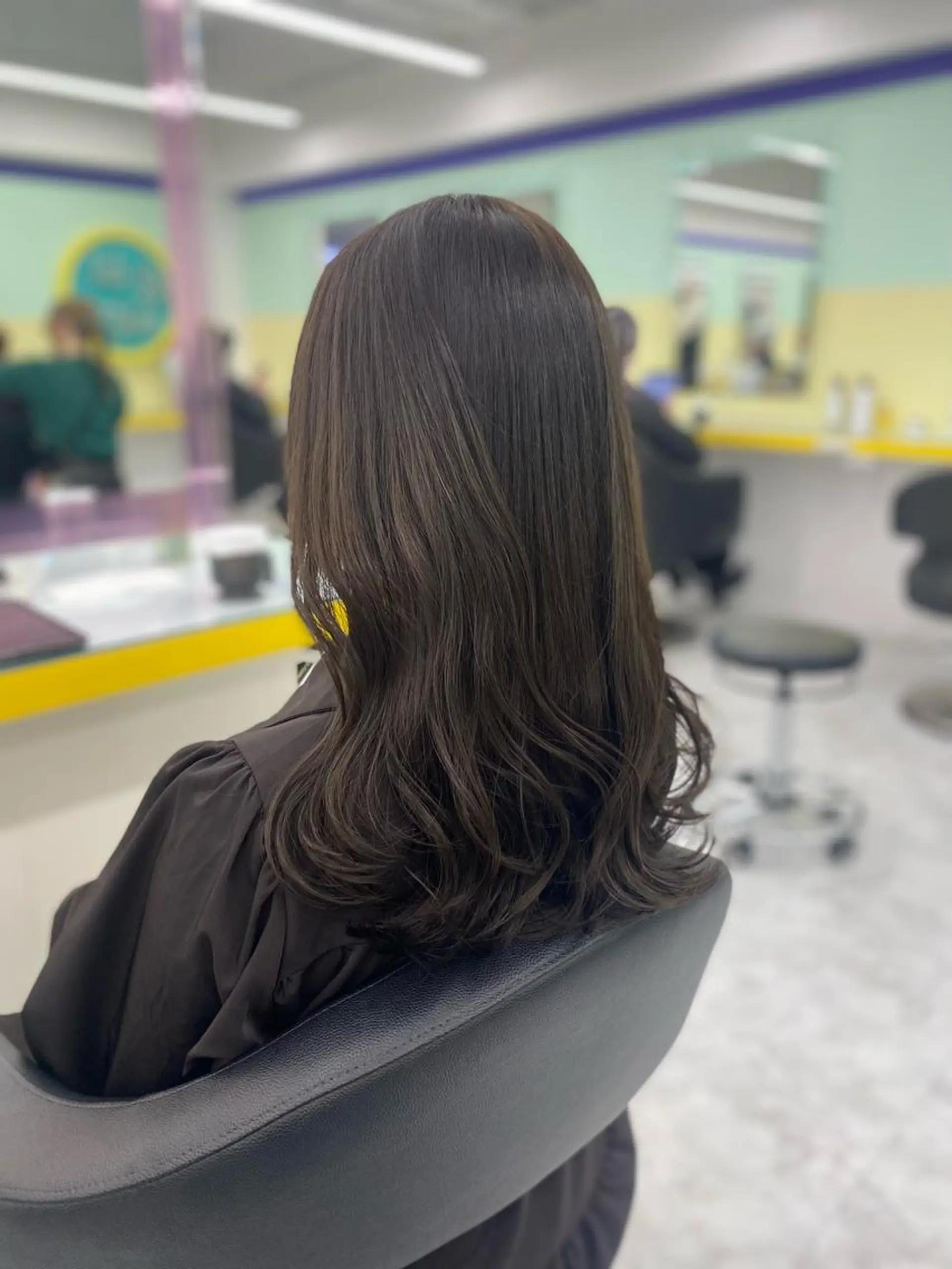 ロング カラー パーマ ヘアアレンジ メンズ キッズ ネイル マツエク・マツパ アイブロウ グレージュ オリーブグレージュ オリーブグレー ヘアカラー Lumo所属・💖横浜ブリーチなし 💖MIHOのヘアスタイル