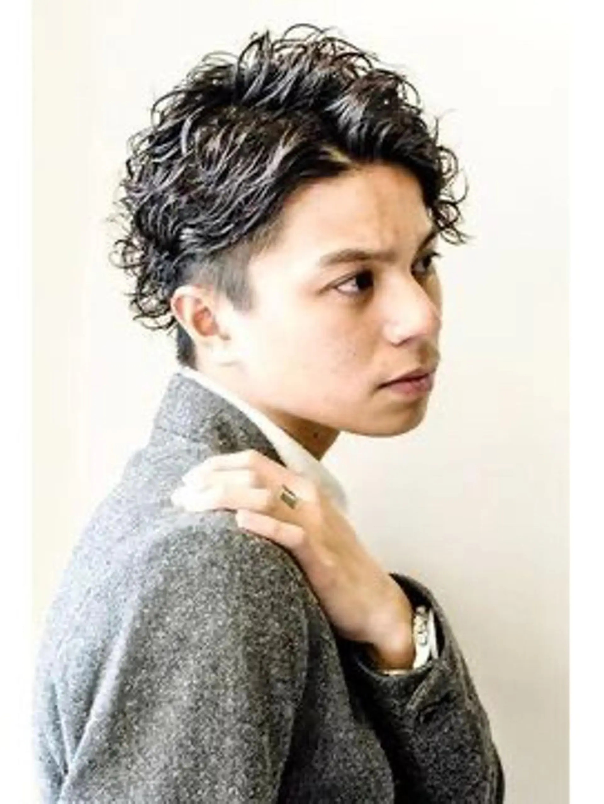 ショート パーマ カット ヘアカラー パーマ 横野 孝志のヘアスタイル